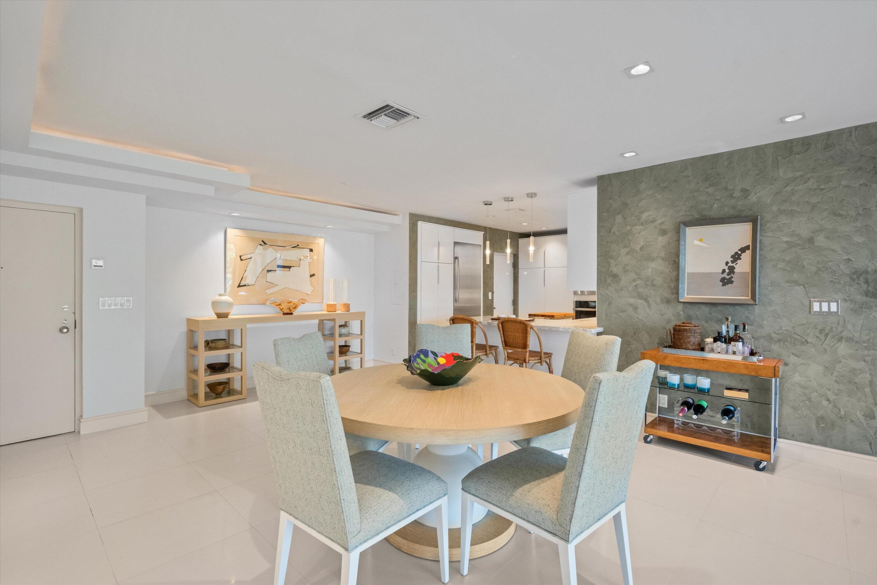 2275 S Ocean Boulevard 307n & C10n, Palm Beach, FL 33480 — photo 3 of 27