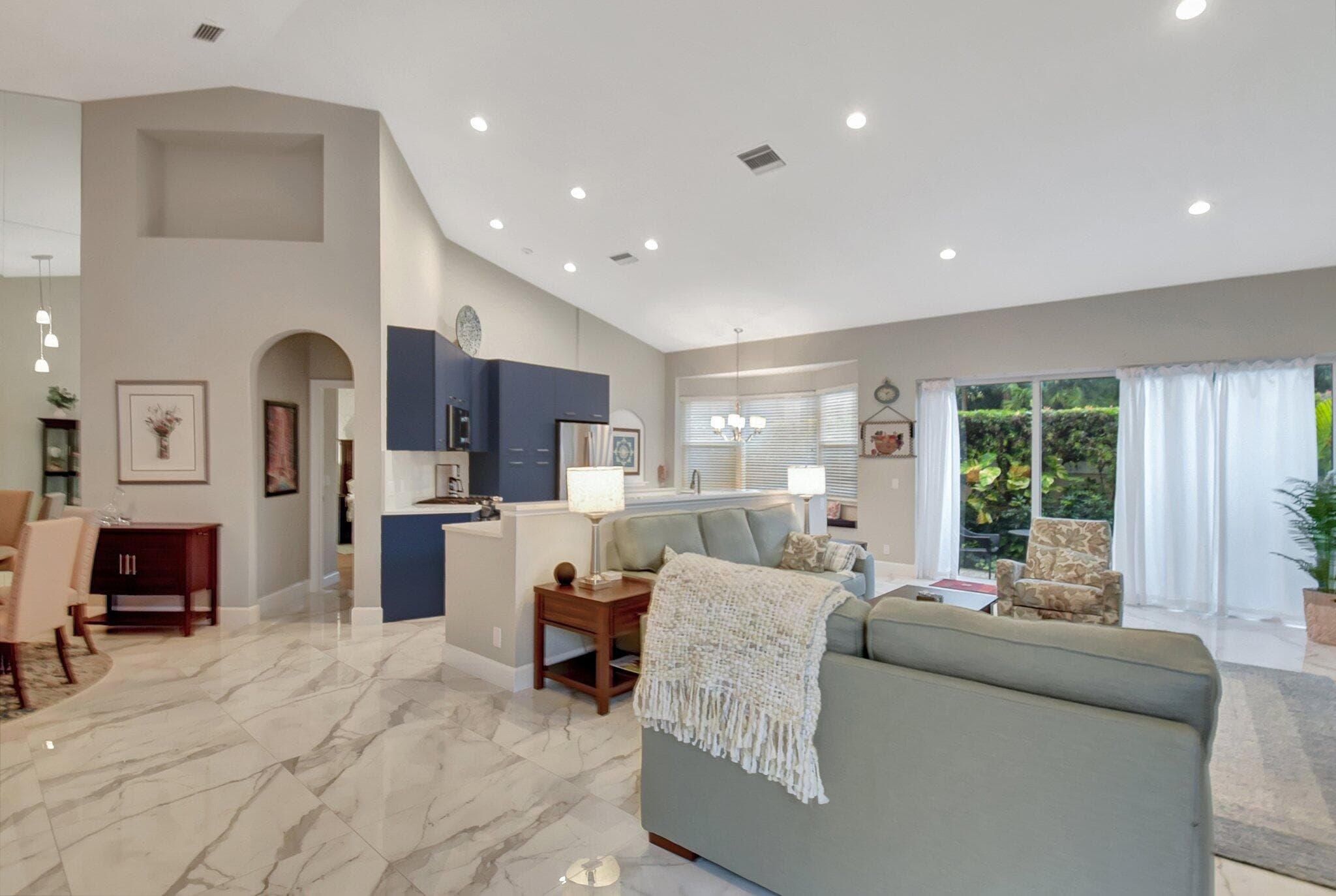 8180 Sandpiper Way, West Palm Beach, FL 33412 — photo 2 of 26