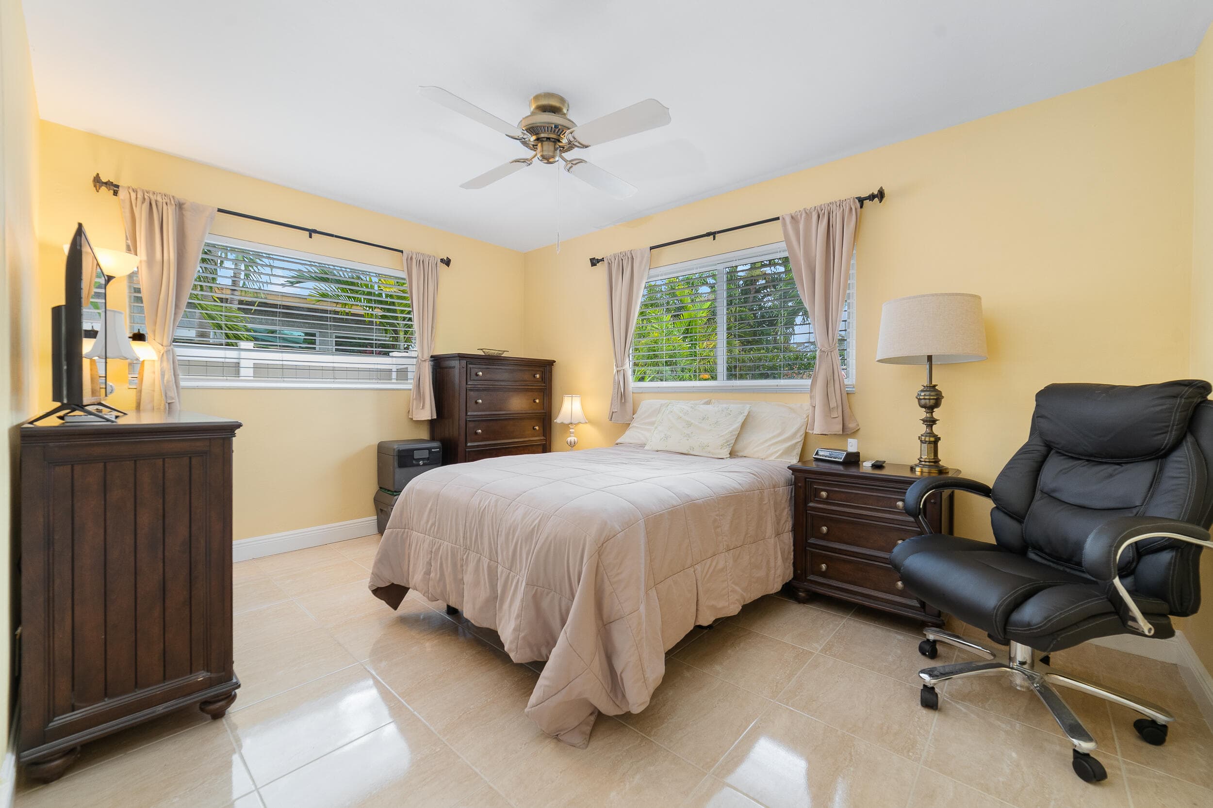 2001 NE 30th Street, Fort Lauderdale, FL 33306 — photo 9 of 77