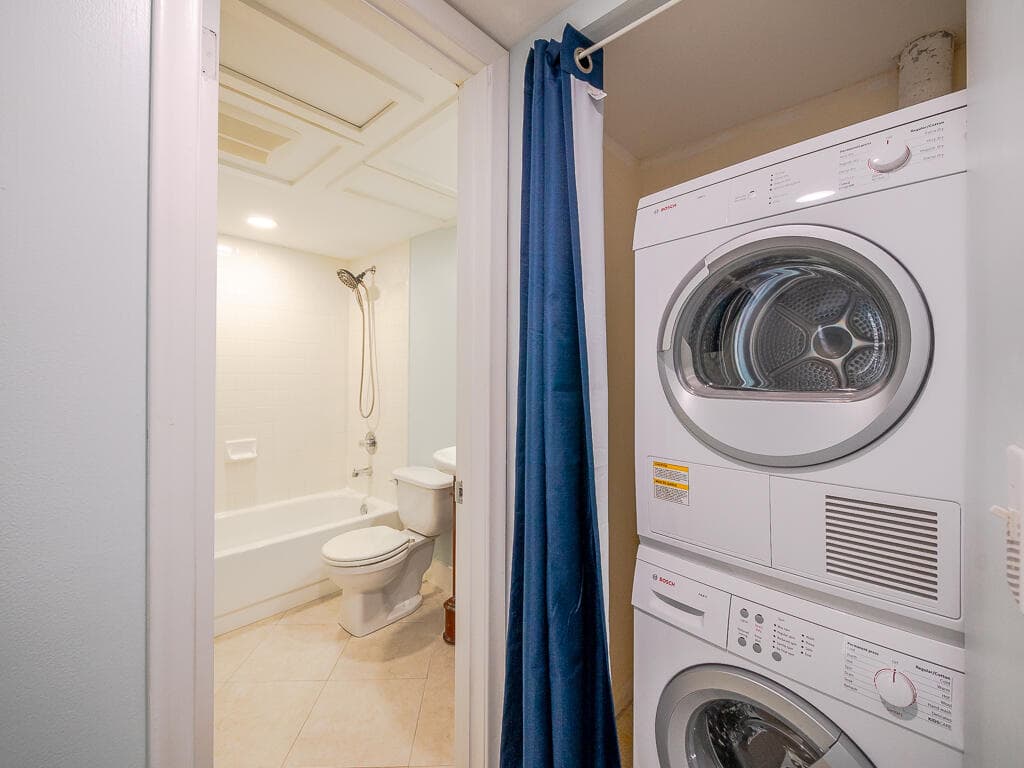1020 Lake Shore Drive 202, Lake Park, FL 33403 — photo 19 of 31