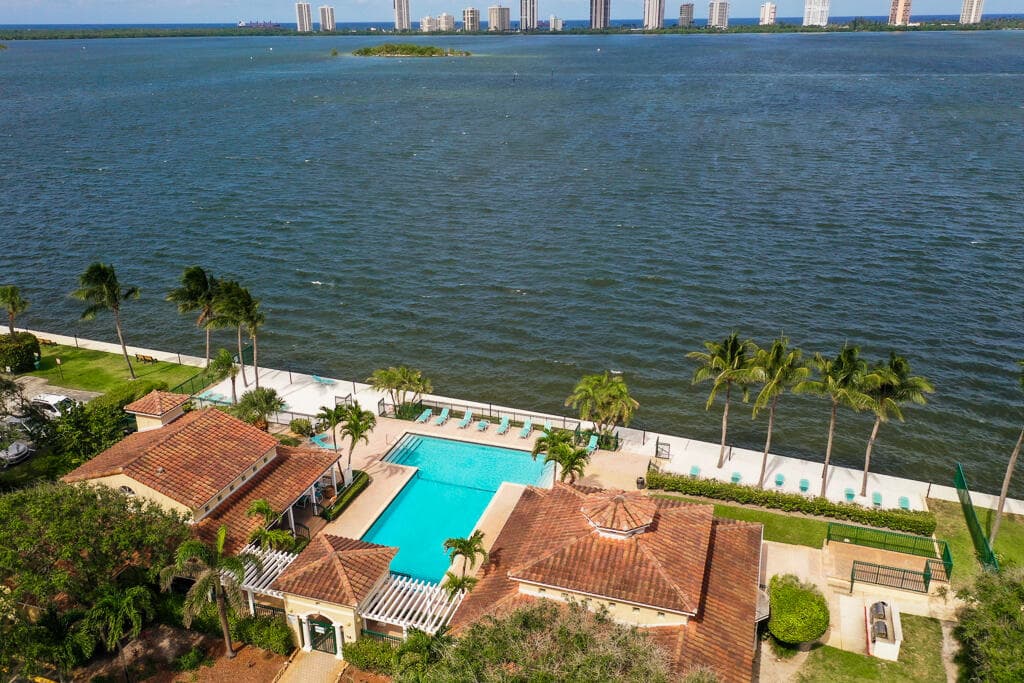 1020 Lake Shore Drive 202, Lake Park, FL 33403 — photo 30 of 31