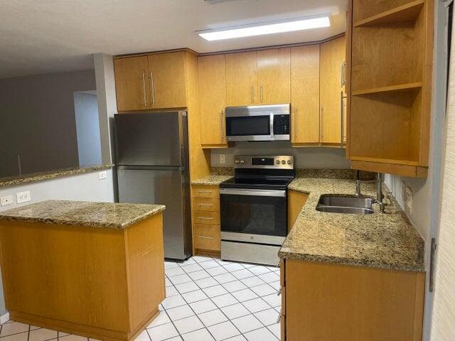 4237 Oak Terrace Drive, Greenacres, FL 33463 — photo 5 of 15