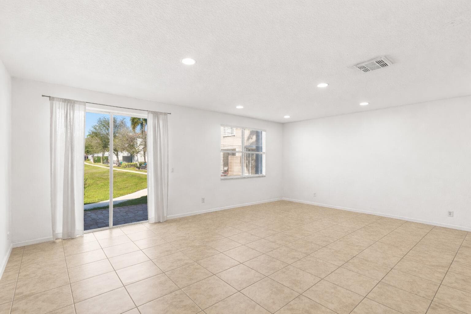 16154 Poppyseed Circle 1004, Delray Beach, FL 33484 — photo 8 of 21