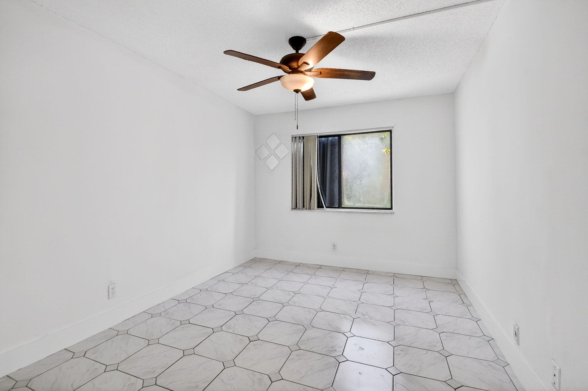 136 Woodland Road, Palm Springs, FL 33461 — photo 32 of 40
