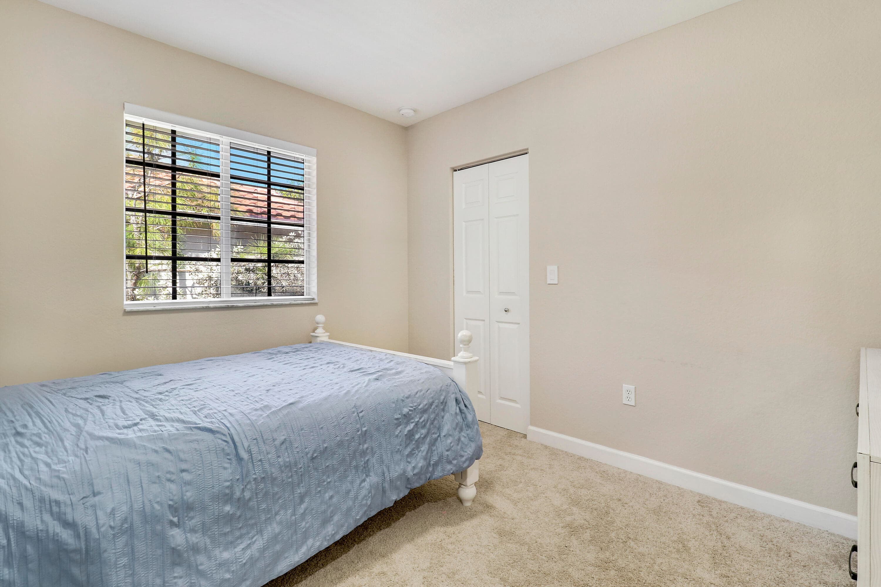 4170 Napoli Lake Drive, Riviera Beach, FL 33410 — photo 22 of 36