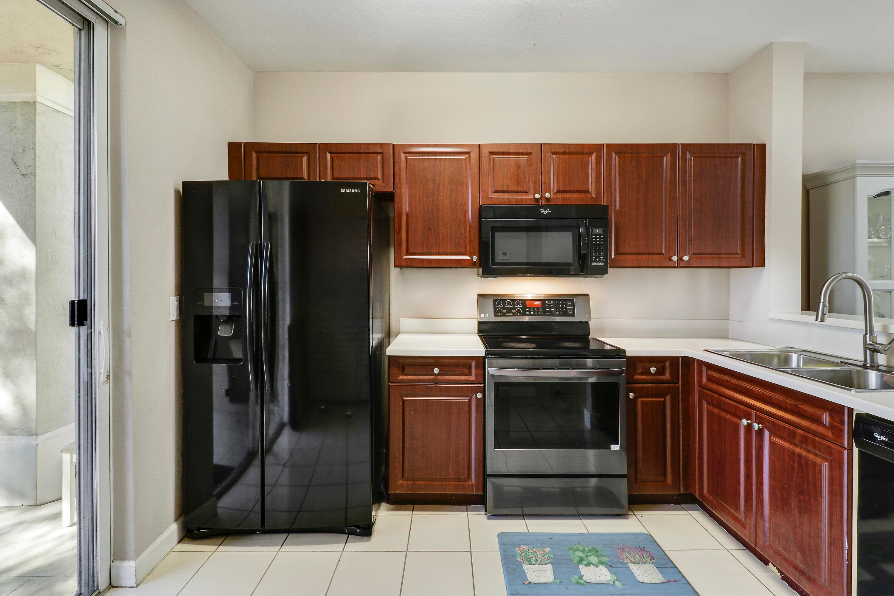 4170 Napoli Lake Drive, Riviera Beach, FL 33410 — photo 15 of 36