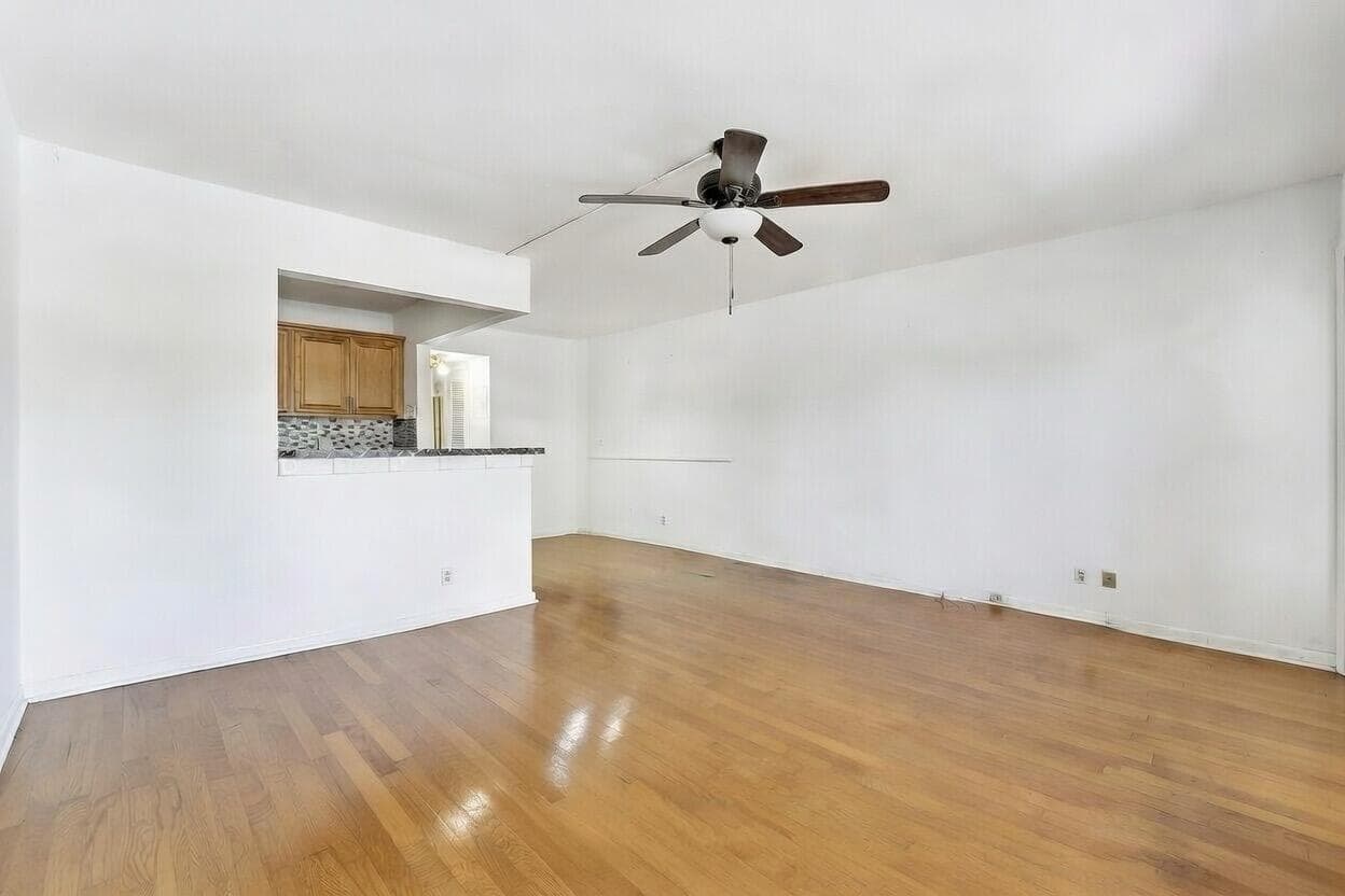 120 Windsor F, West Palm Beach, FL 33417 — photo 7 of 19