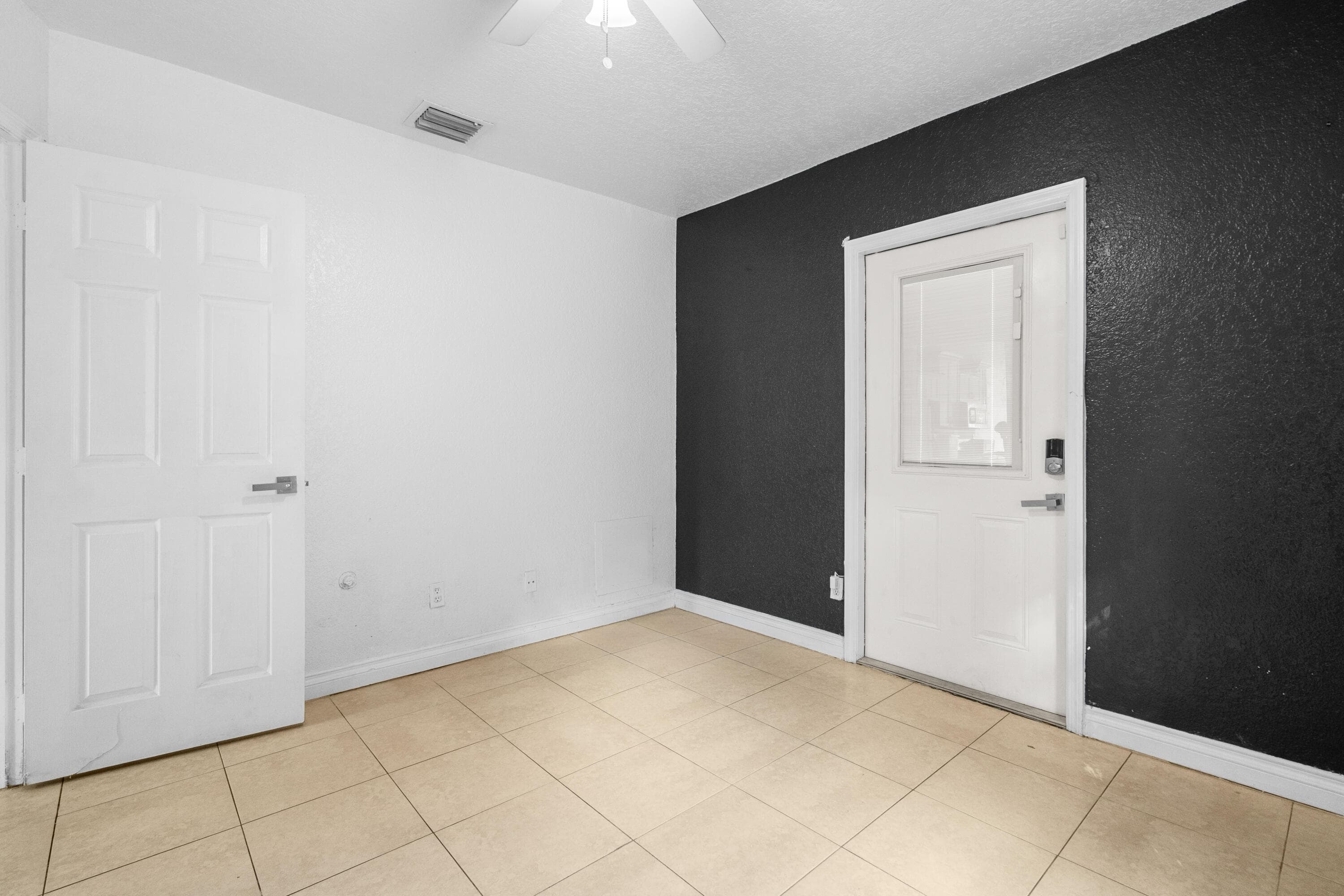 1404 NW 4th Avenue, Fort Lauderdale, FL 33311 — photo 18 of 27