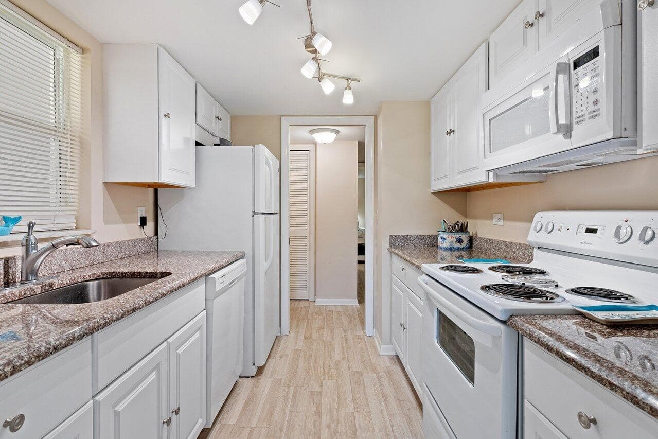 2525 Florida Boulevard 130, Delray Beach, FL 33483 — photo 15 of 33