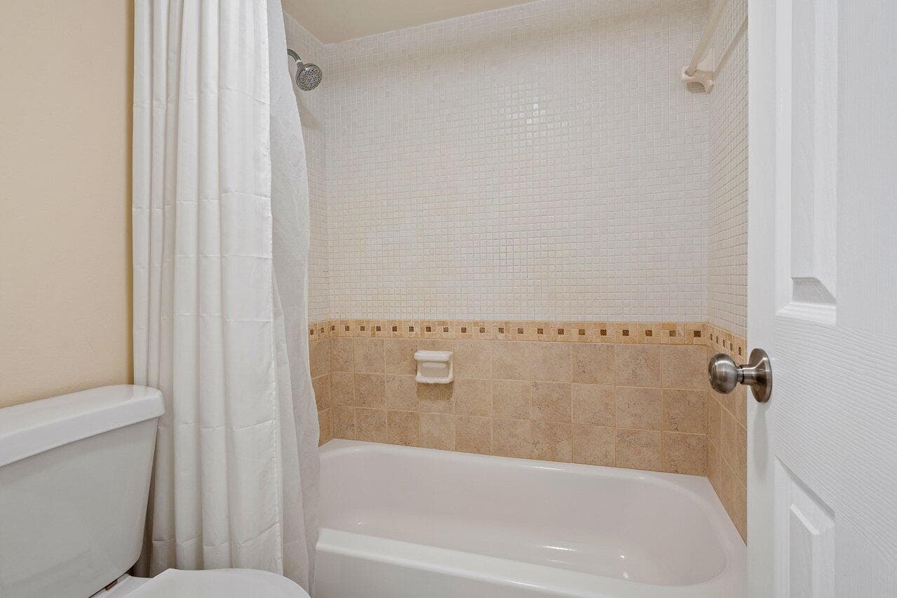 2525 Florida Boulevard 130, Delray Beach, FL 33483 — photo 11 of 33