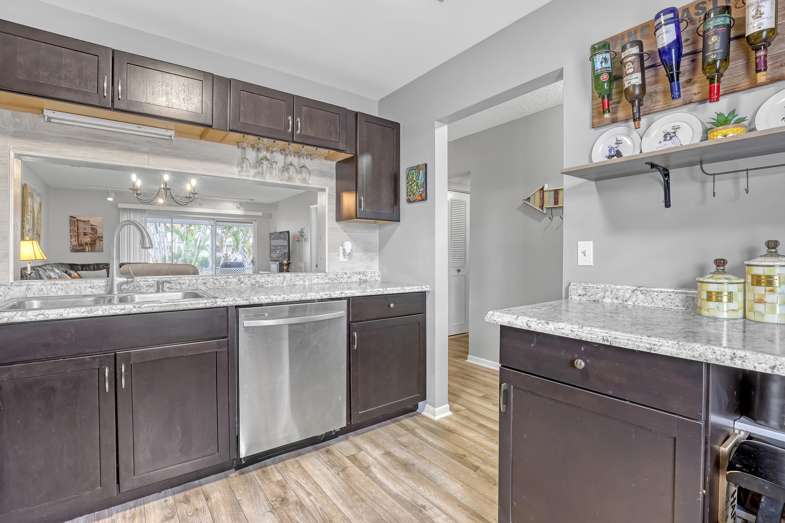 553 Covered Bridge Boulevard, Lake Worth, FL 33467 — photo 8 of 45
