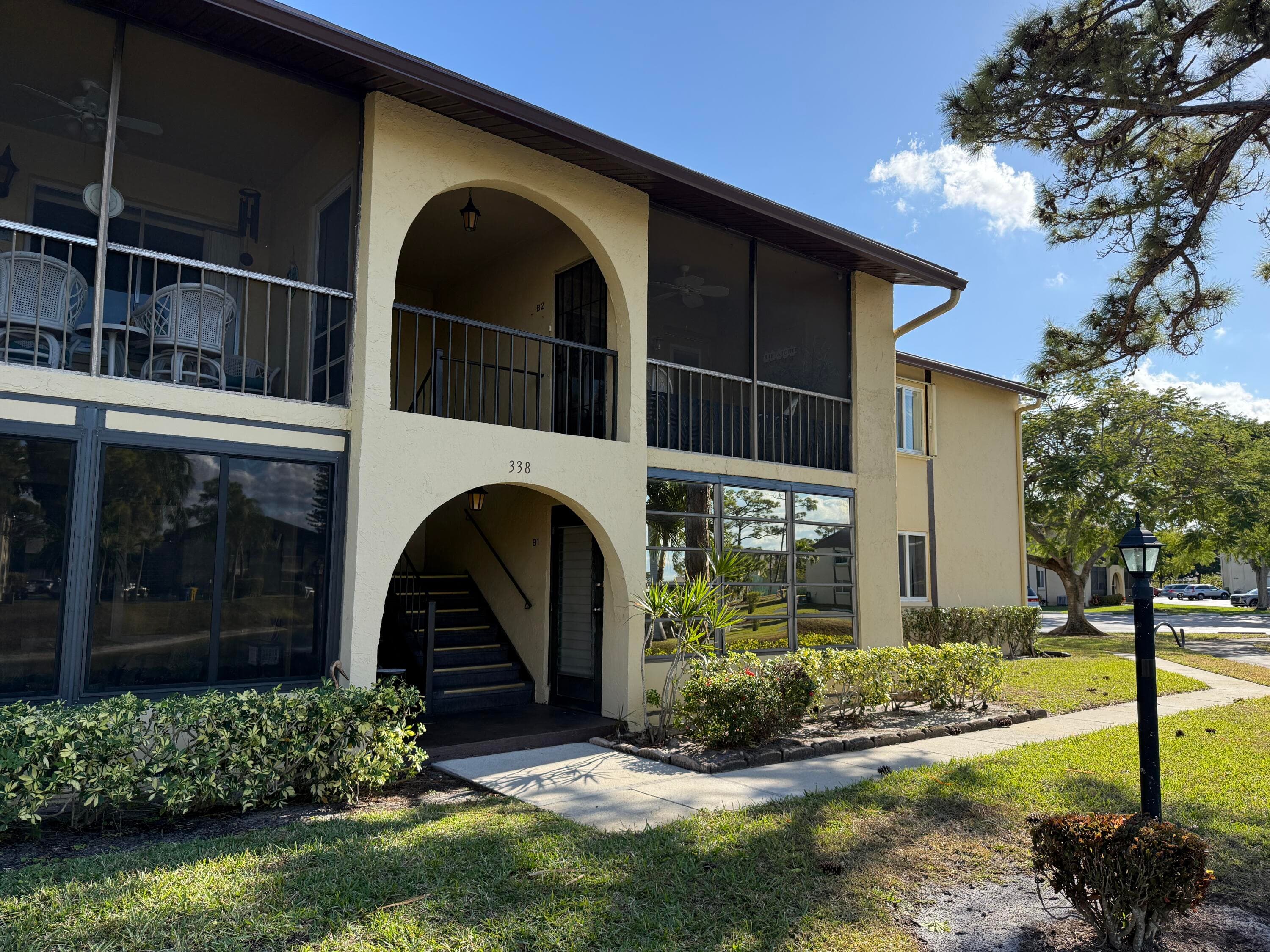 338 Pine Ridge Circle B-2, Greenacres, FL 33463 — photo 4 of 55