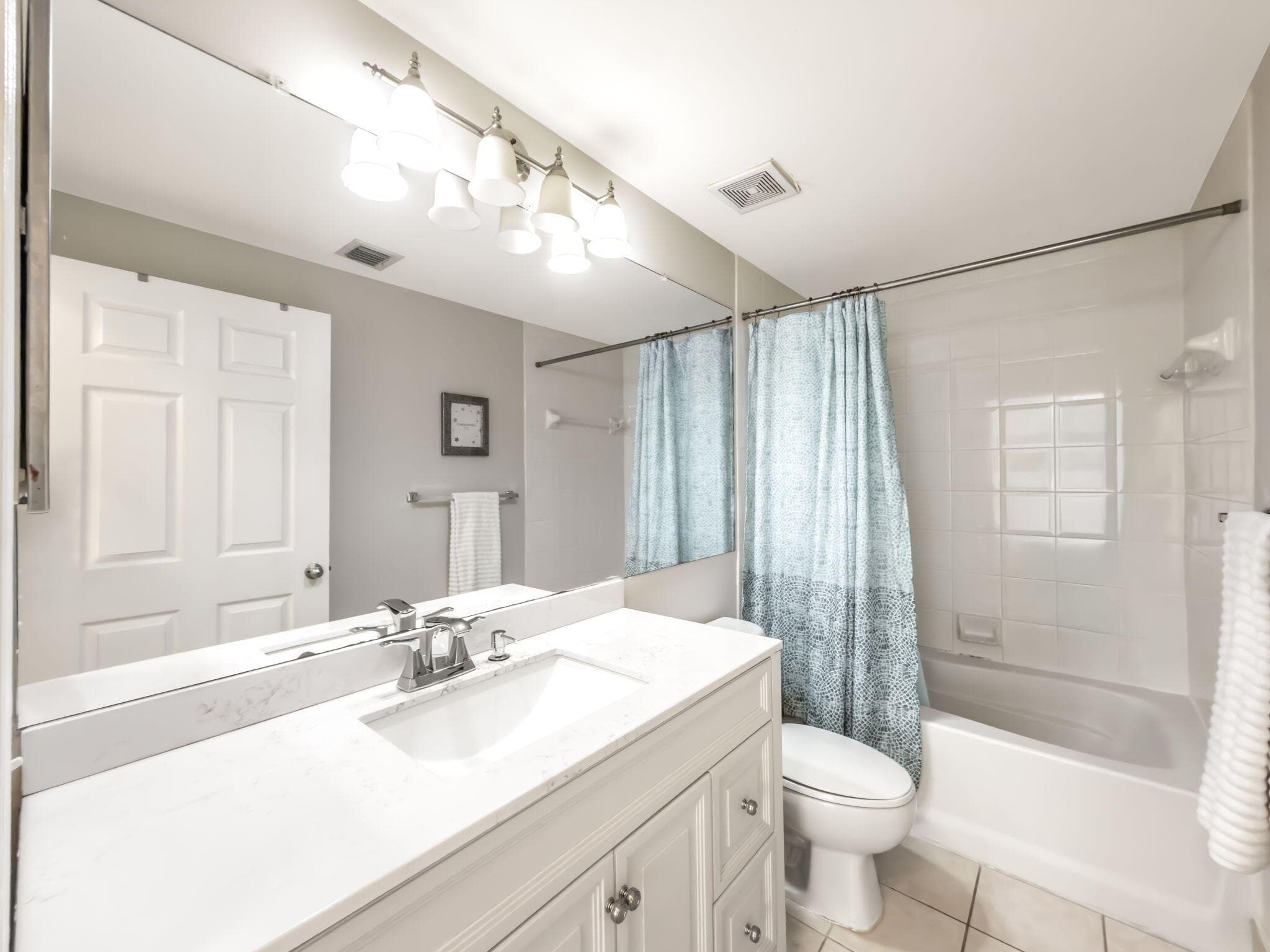 630 S Sapodilla Avenue 218, West Palm Beach, FL 33401 — photo 19 of 39