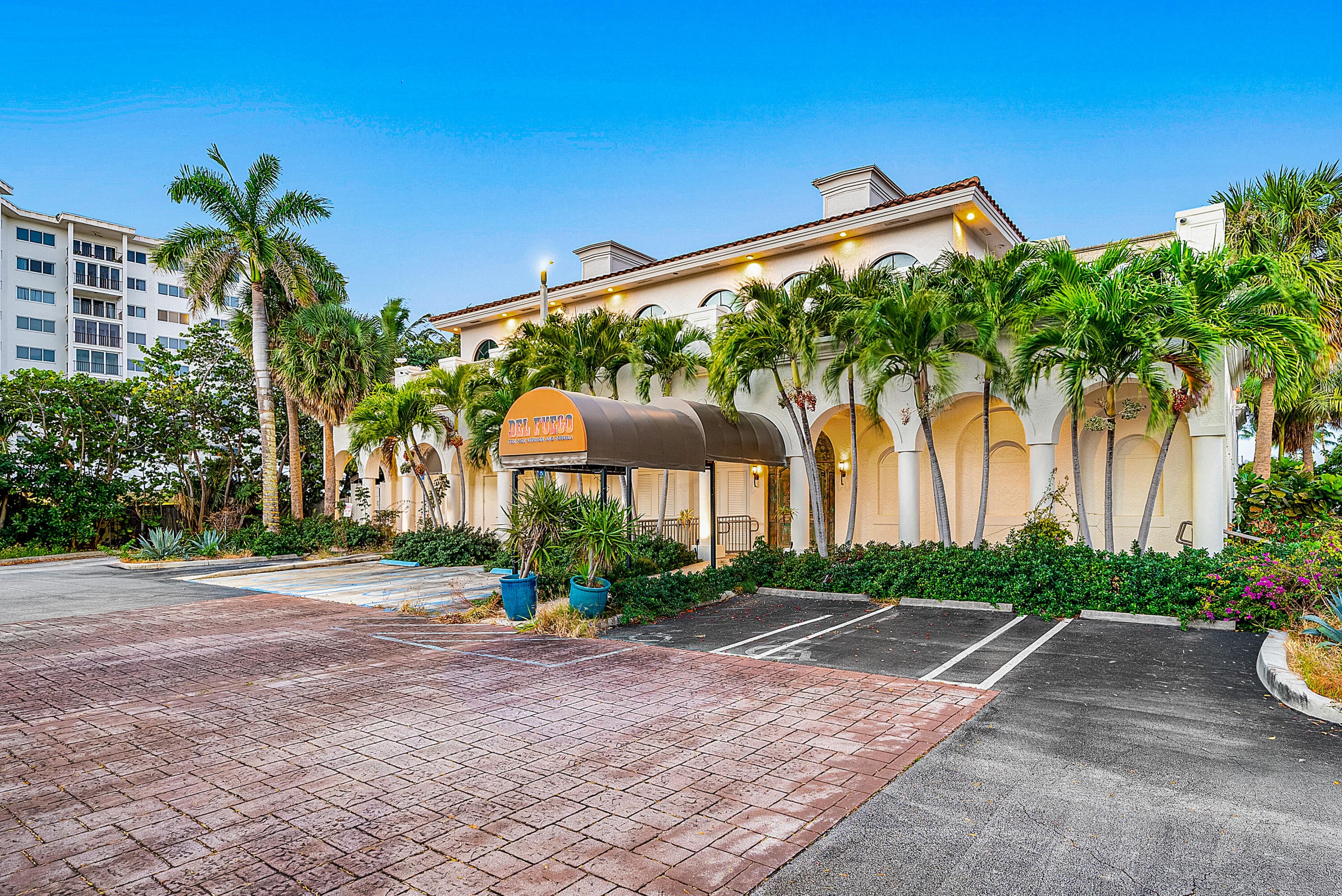 900 E Atlantic Avenue 22, Delray Beach, FL 33483 — photo 2 of 31