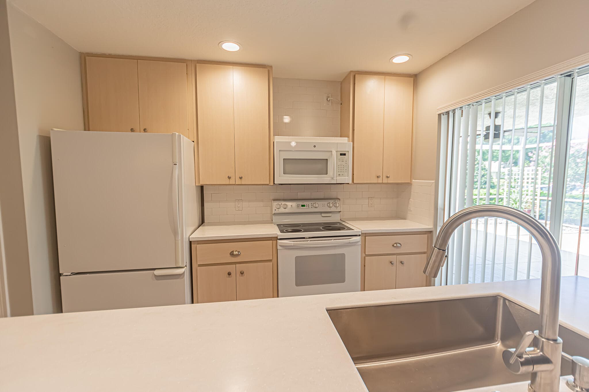 1246 NW Sun Terrace Circle 14d, Port St. Lucie, FL 34986 — photo 7 of 34