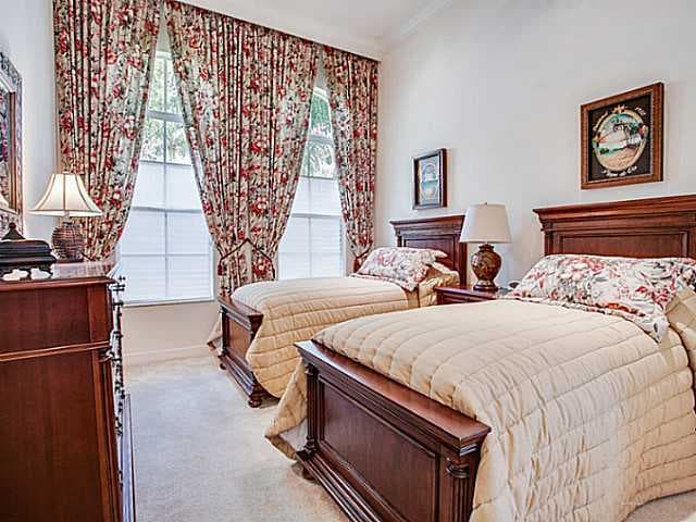 114 Tranquilla Drive, Palm Beach Gardens, FL 33418 — photo 6 of 13