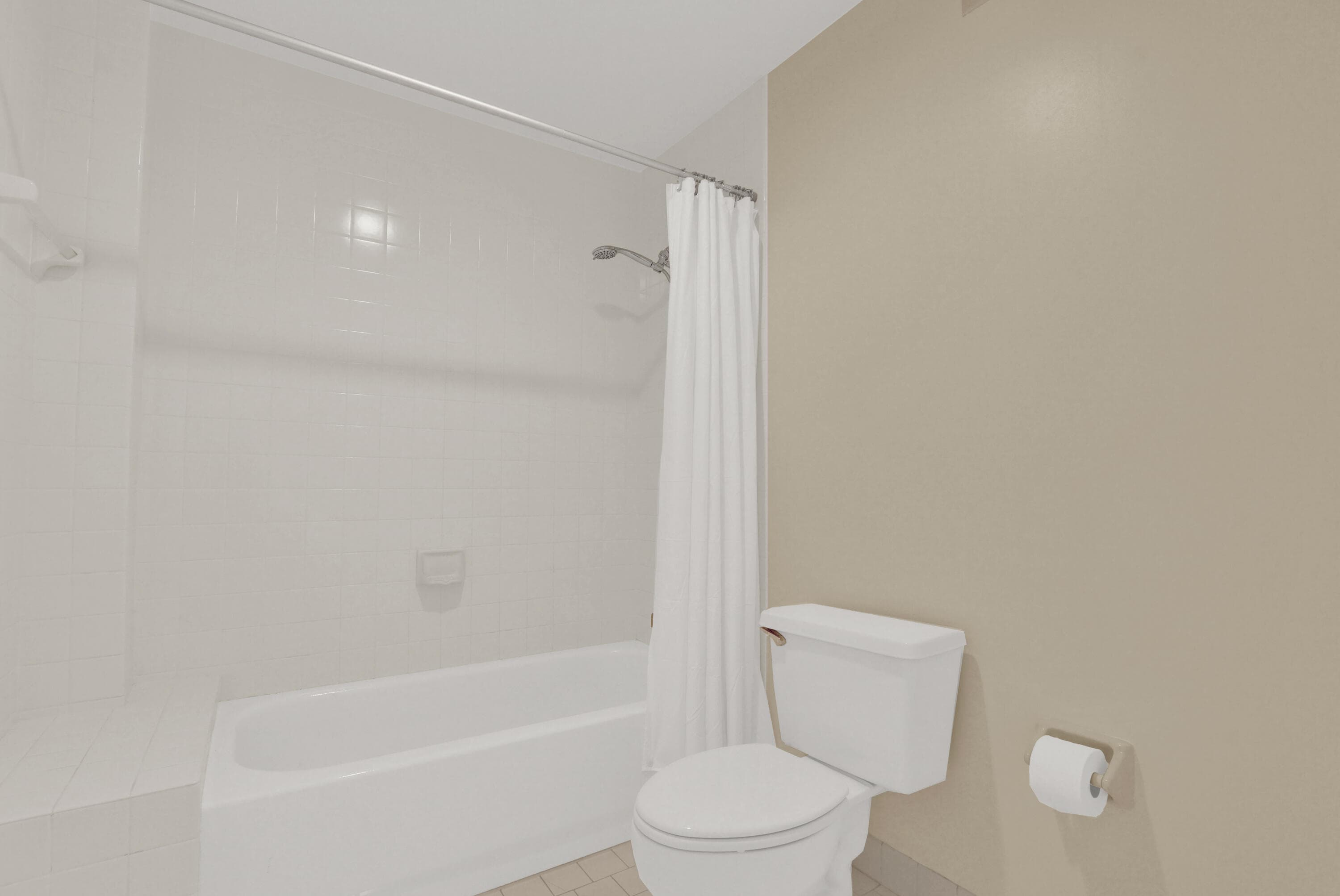 115 Bamboo Road 205, Palm Beach Shores, FL 33404 — photo 17 of 37