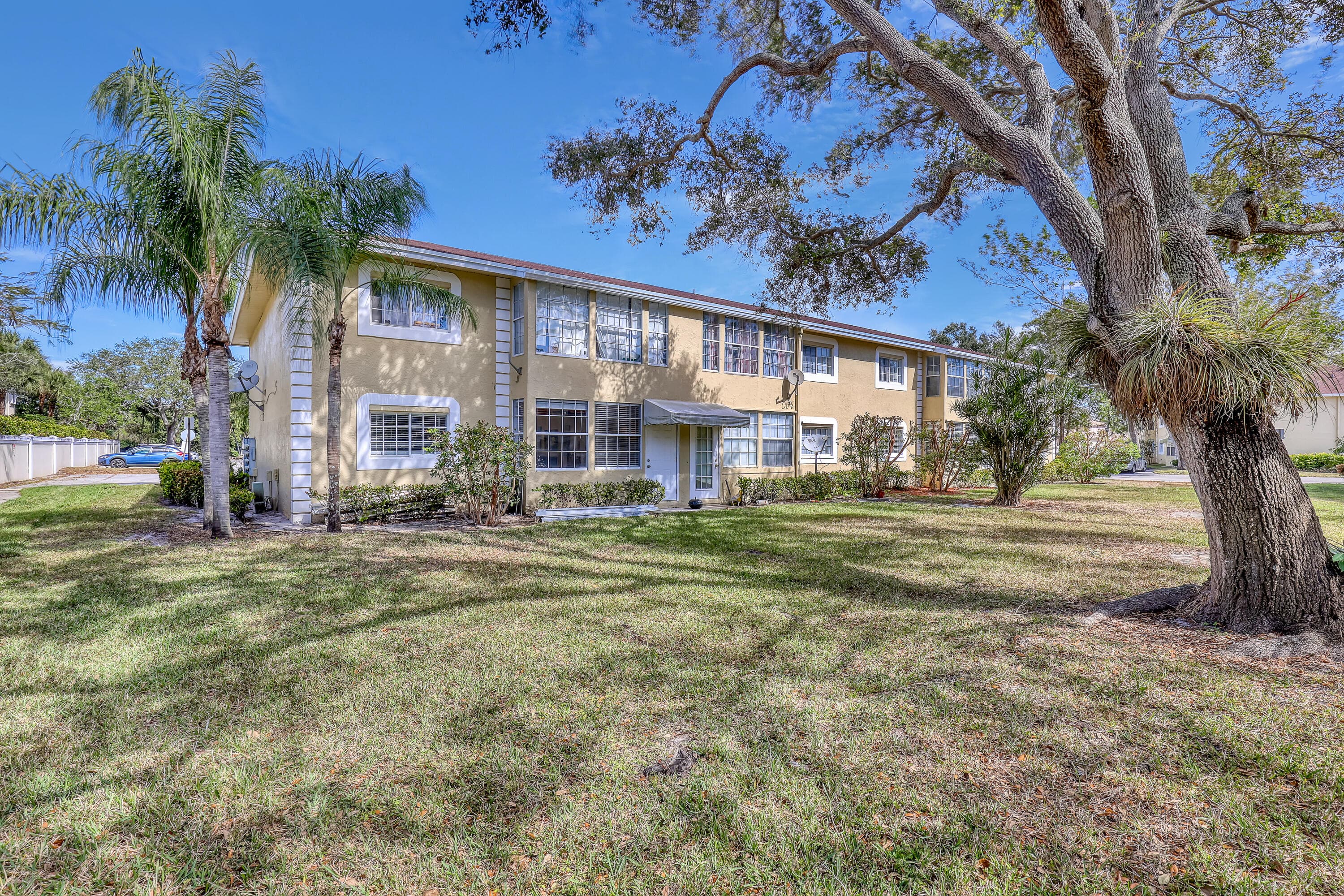 204 Palm Beach Trace Drive 204, Royal Palm Beach, FL 33411 — photo 29 of 34