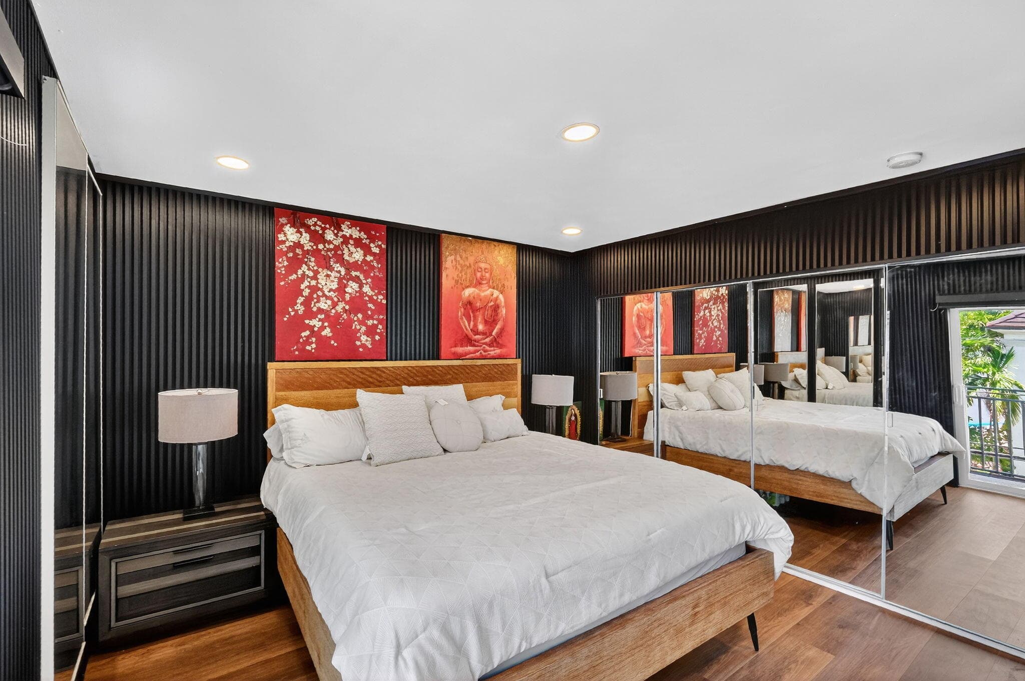 363 Washington Avenue 32, Miami Beach, FL 33139 — photo 15 of 33