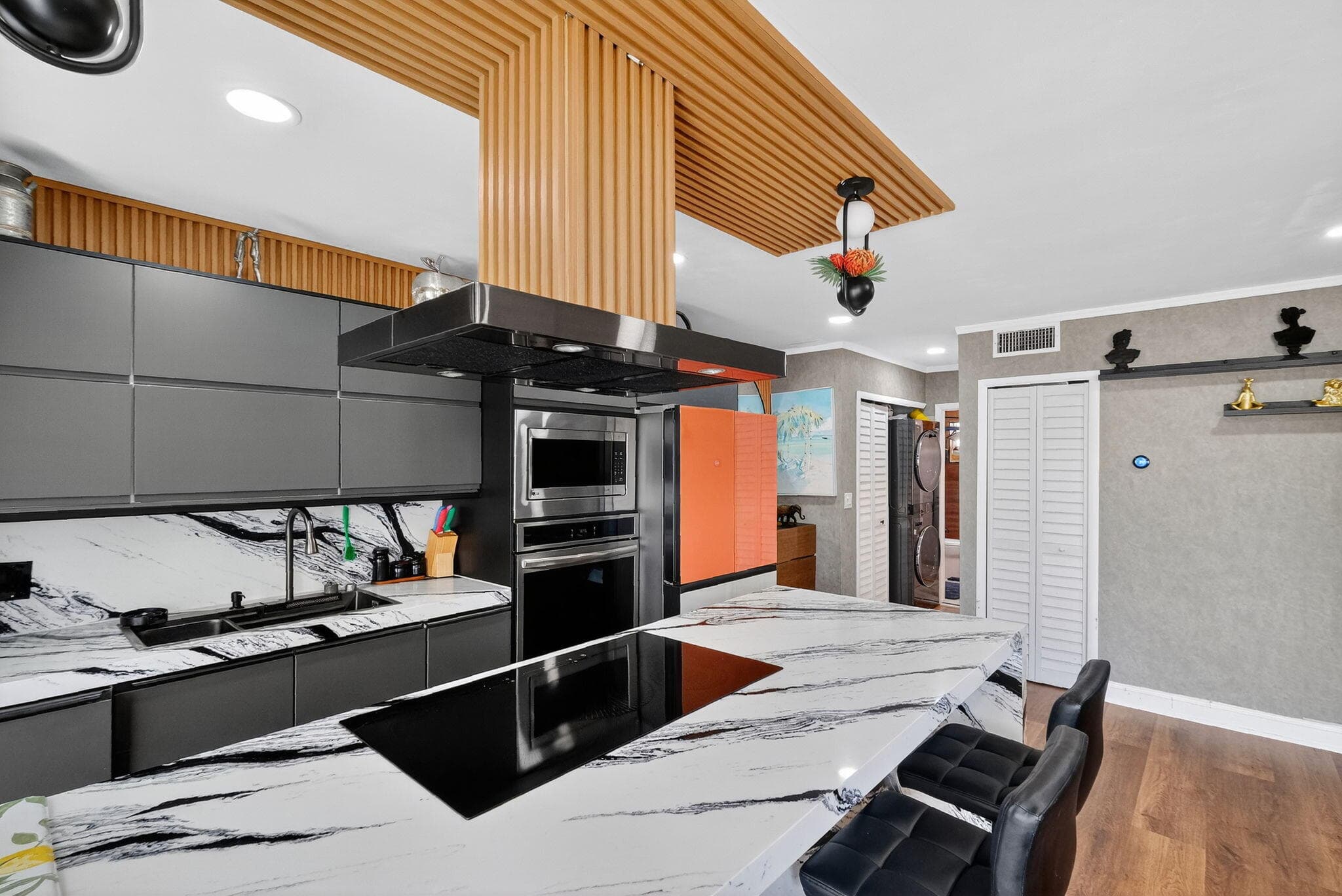 363 Washington Avenue 32, Miami Beach, FL 33139 — photo 13 of 33