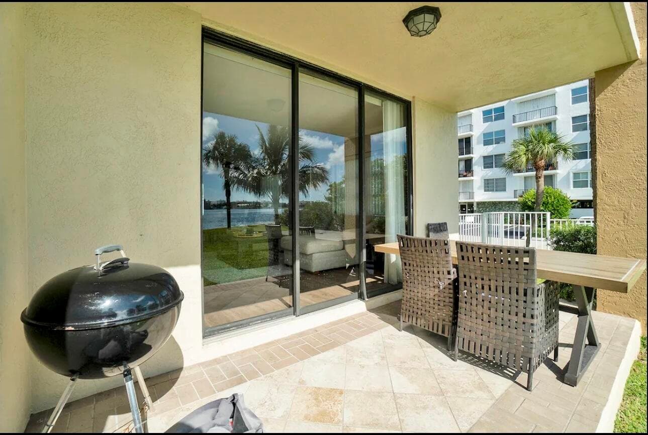 300 Croton Avenue 102, Lantana, FL 33462 — photo 17 of 24