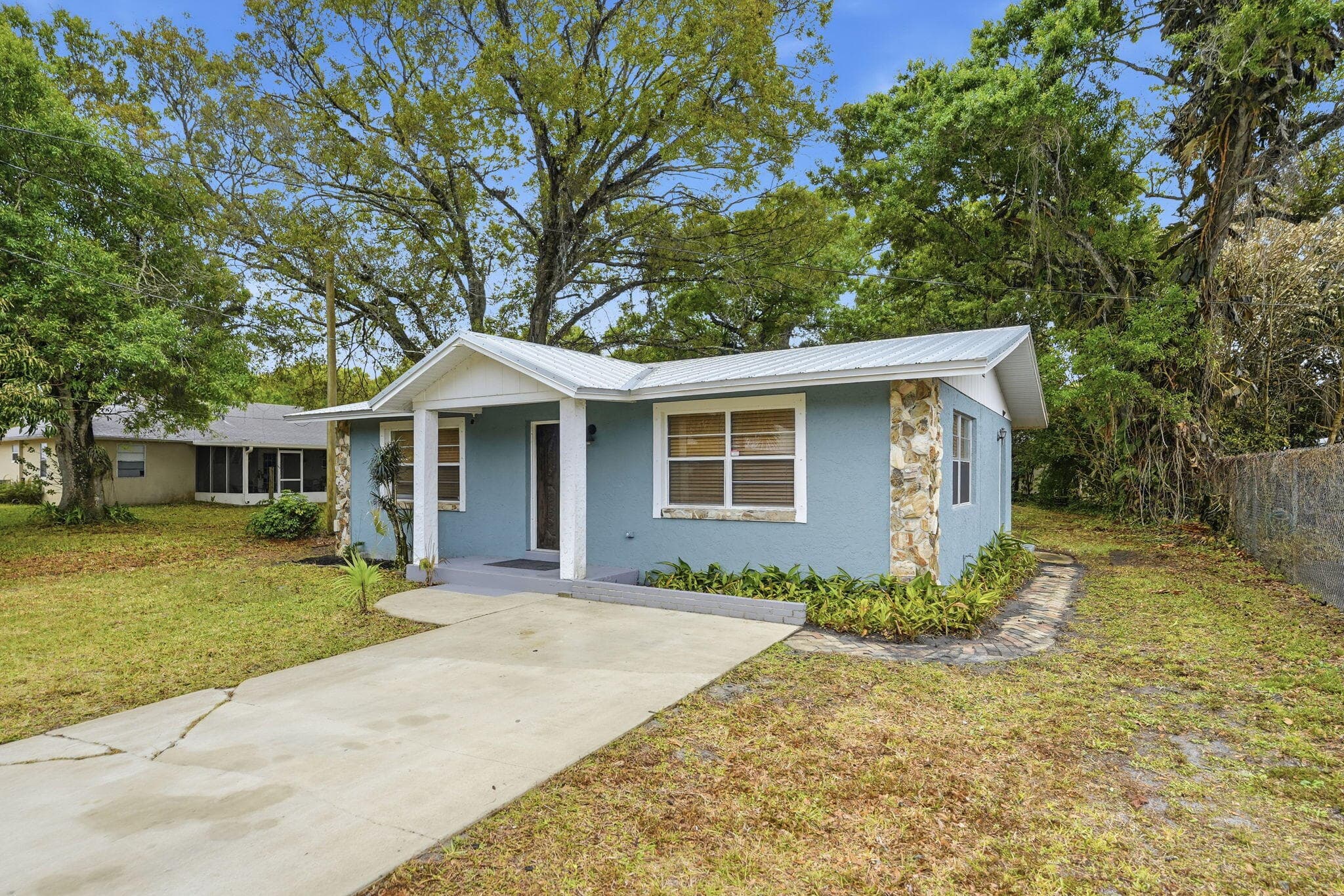 601 Russ Road, Fort Pierce, FL 34982 — photo 3 of 29