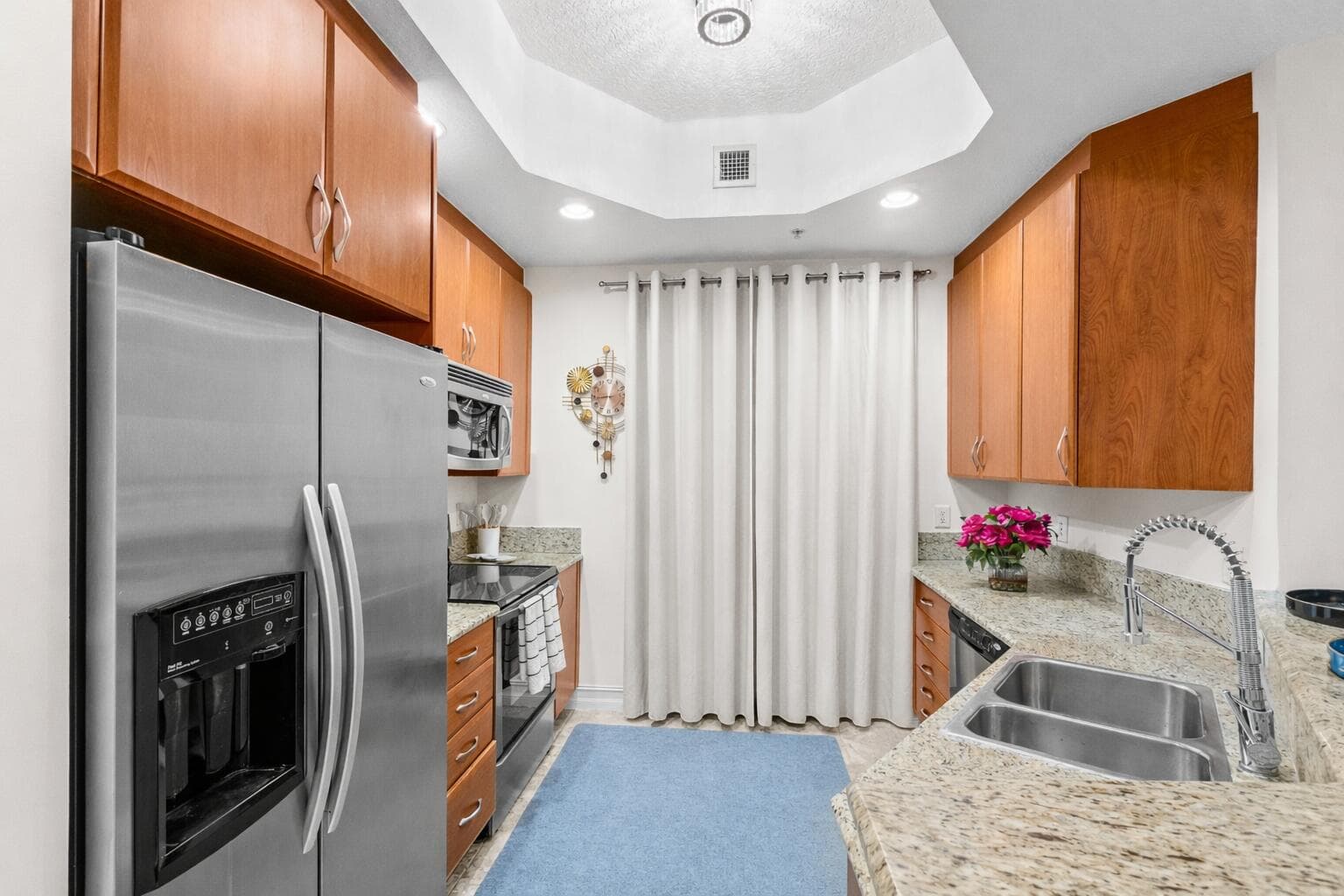 701 S Olive Avenue 807, West Palm Beach, FL 33401 — photo 10 of 49