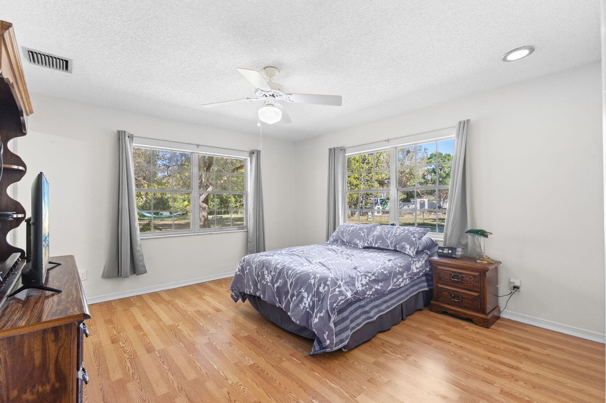 2902 Grove Drive, Fort Pierce, FL 34981 — photo 12 of 39