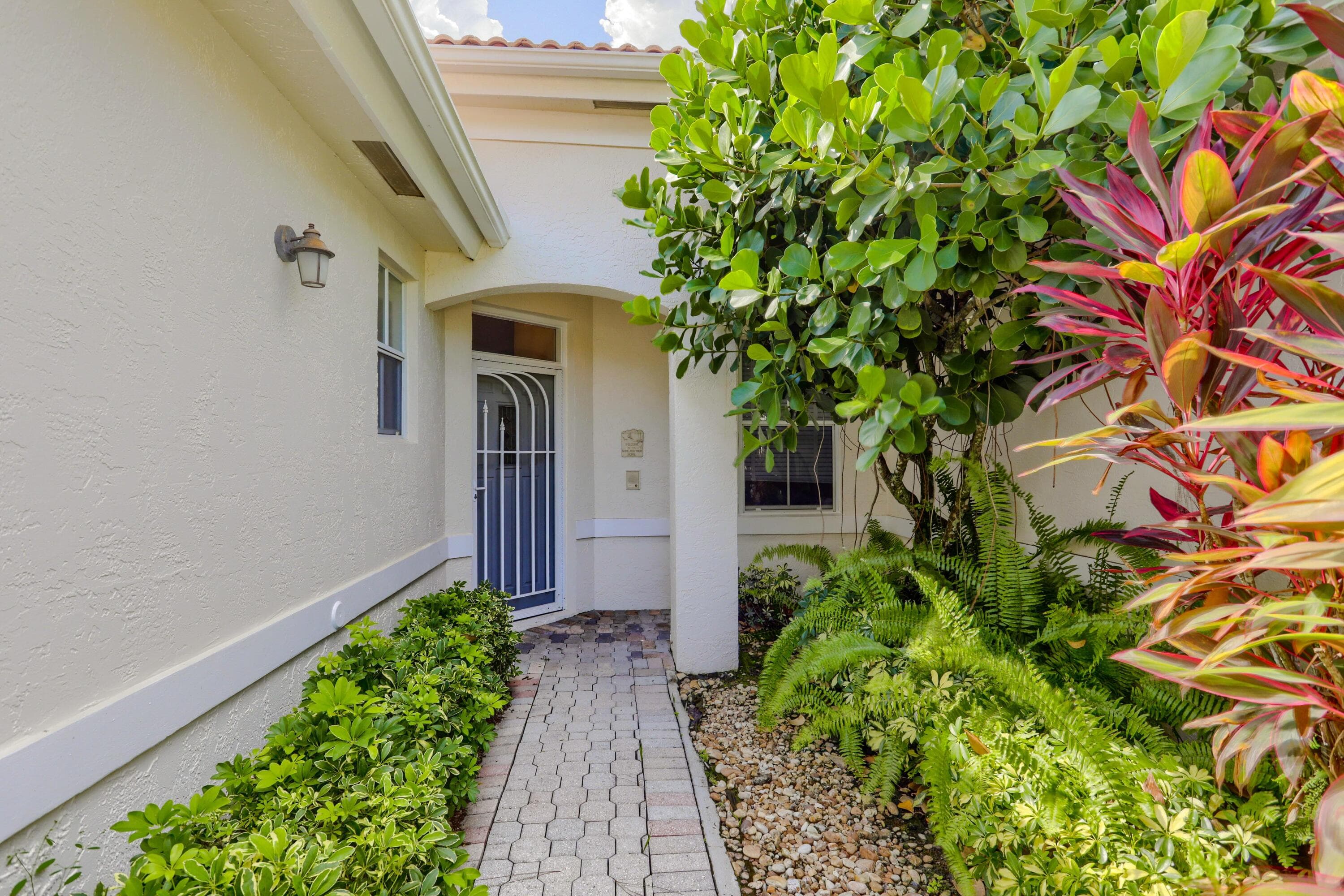 8193 Sandpiper Way, West Palm Beach, FL 33412 — photo 4 of 21