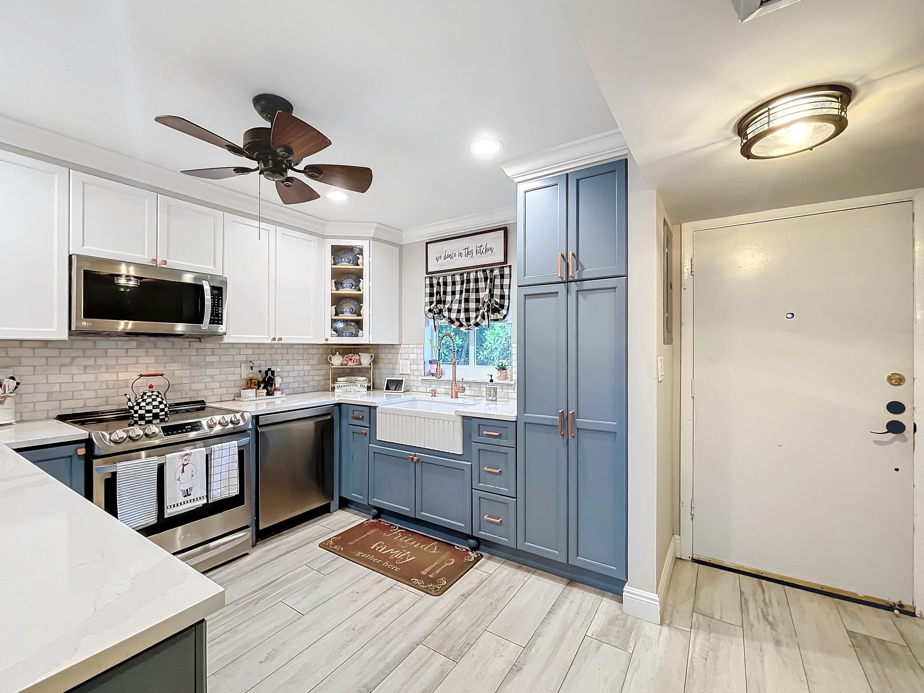 3060 Holiday Springs Boulevard 312, Margate, FL 33065 — photo 2 of 43