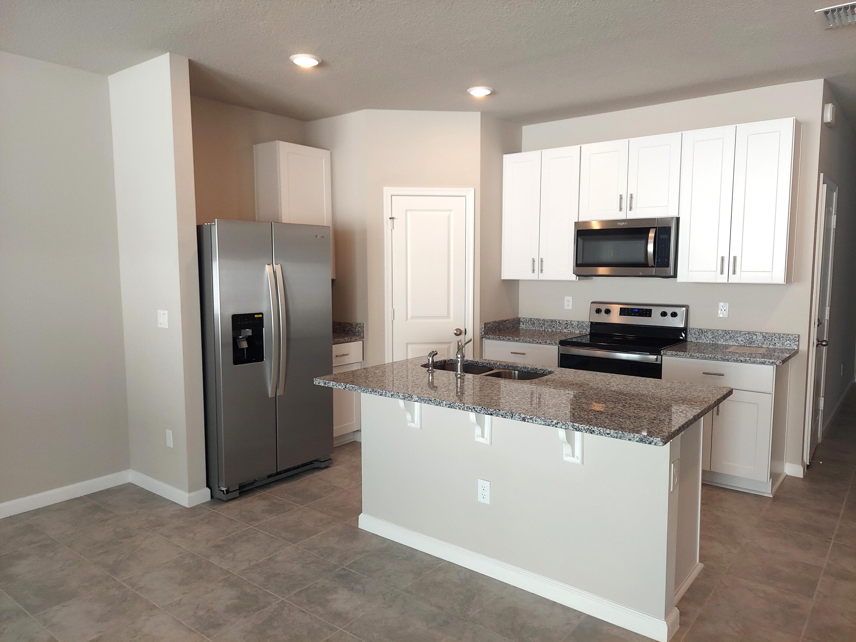 312 Salisbury Circle, Fort Pierce, FL 34982 — photo 1 of 19