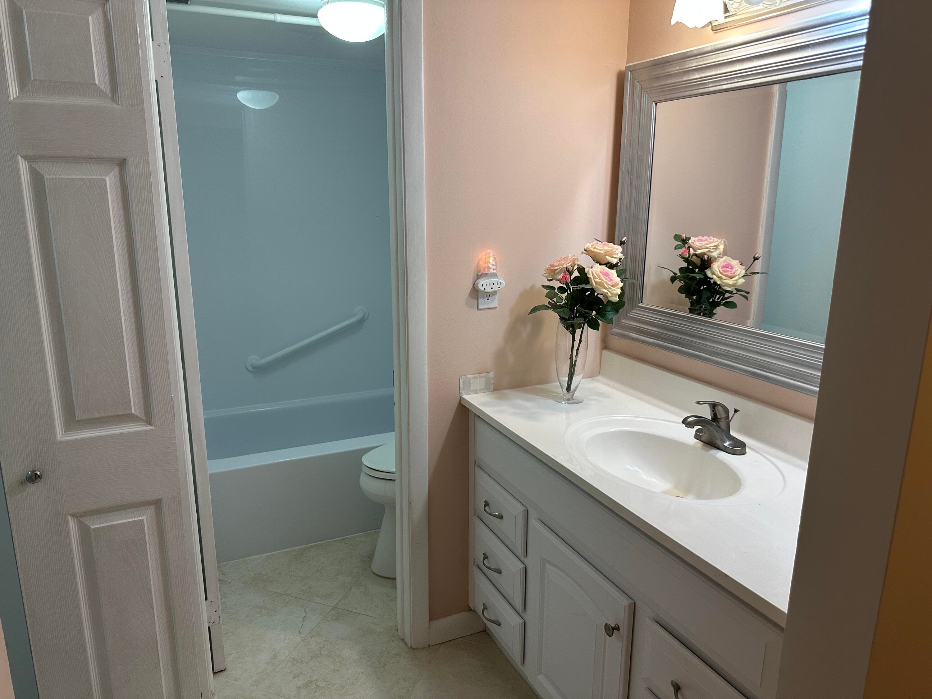 1101 Colony Point Circle 108, Pembroke Pines, FL 33026 — photo 15 of 38