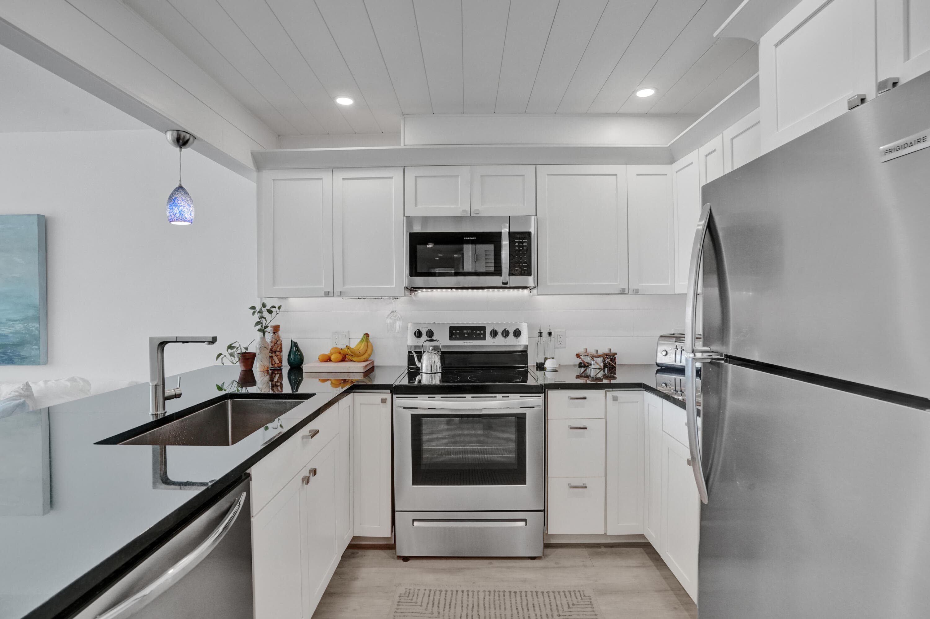 1000 River Reach Drive 423, Fort Lauderdale, FL 33315 — photo 4 of 44