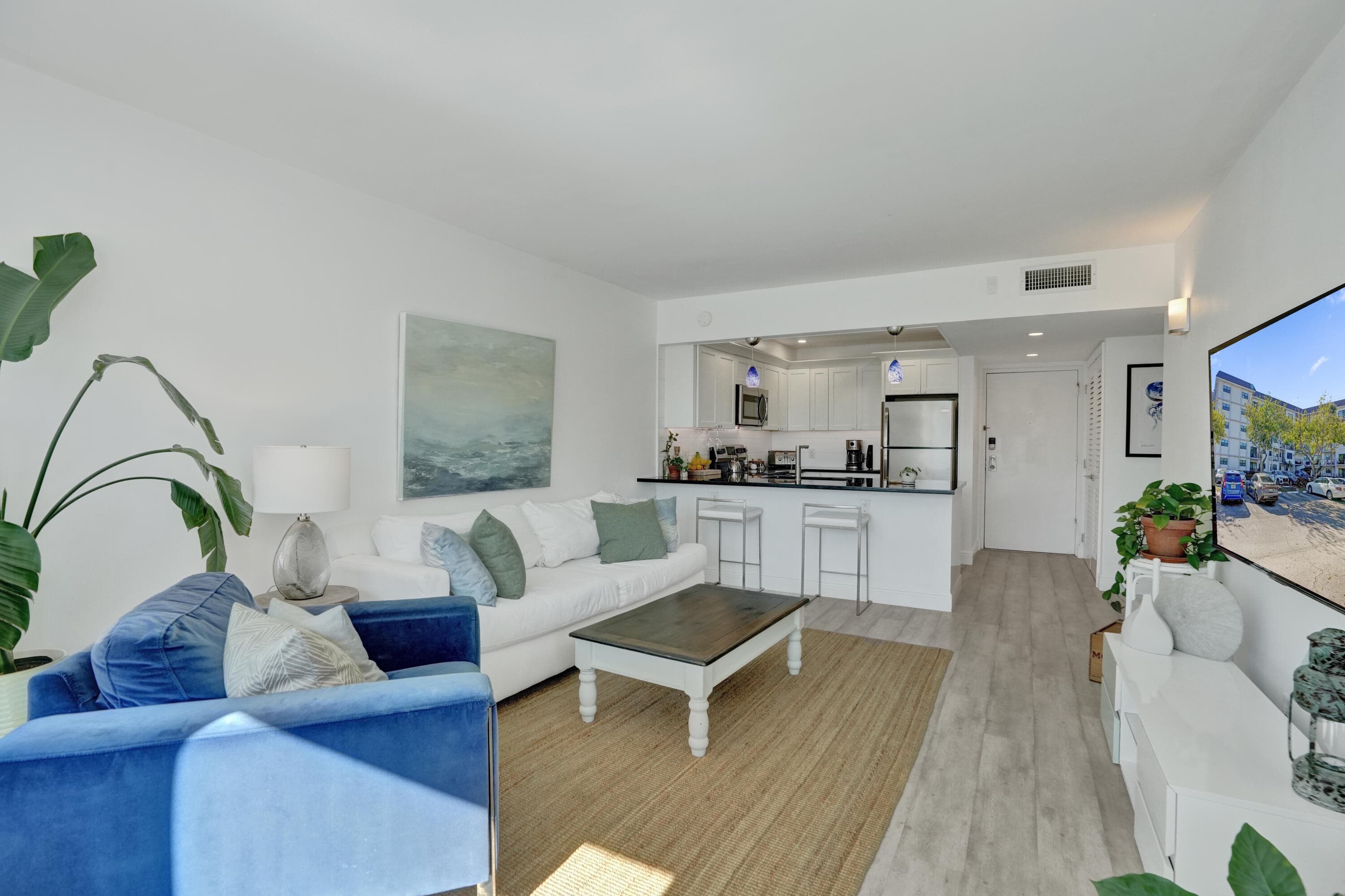 1000 River Reach Drive 423, Fort Lauderdale, FL 33315 — photo 2 of 44