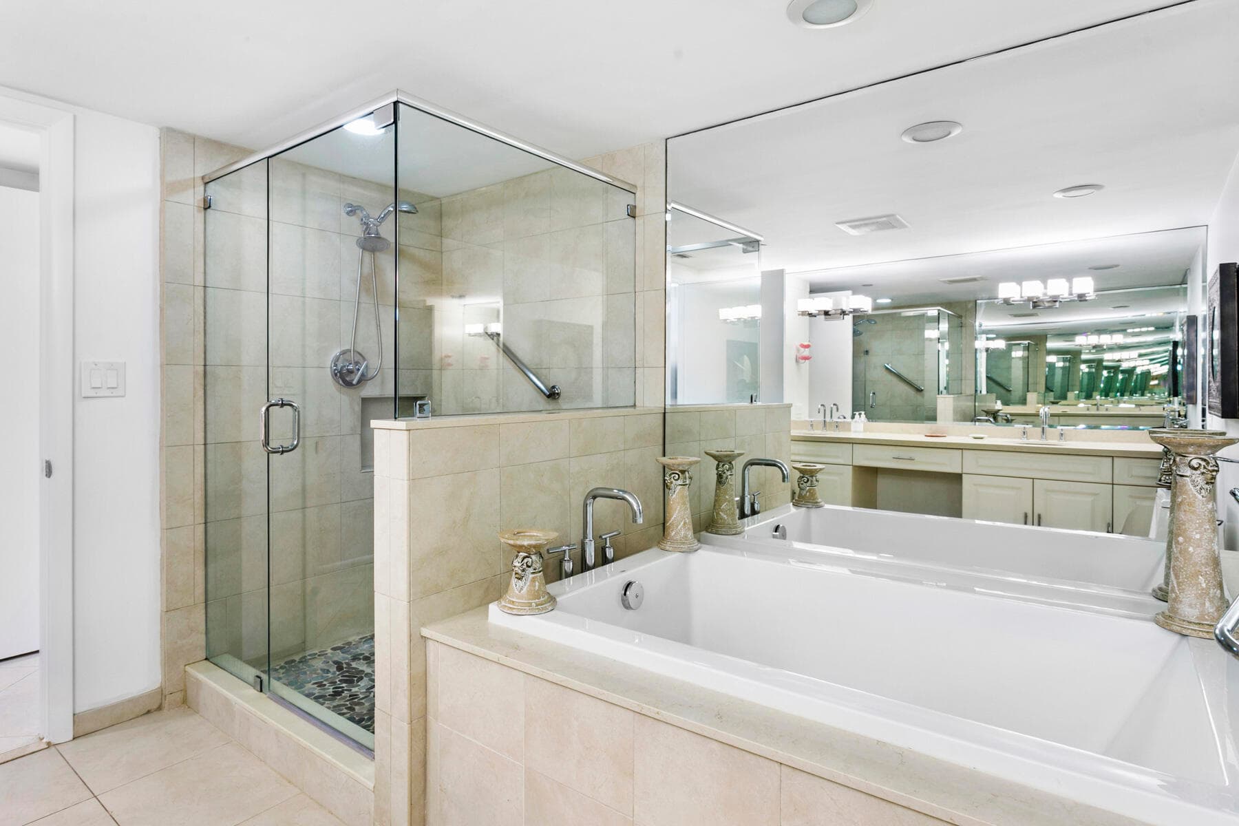 5080 N Ocean Drive 9d, Singer Island, FL 33404 — photo 21 of 45