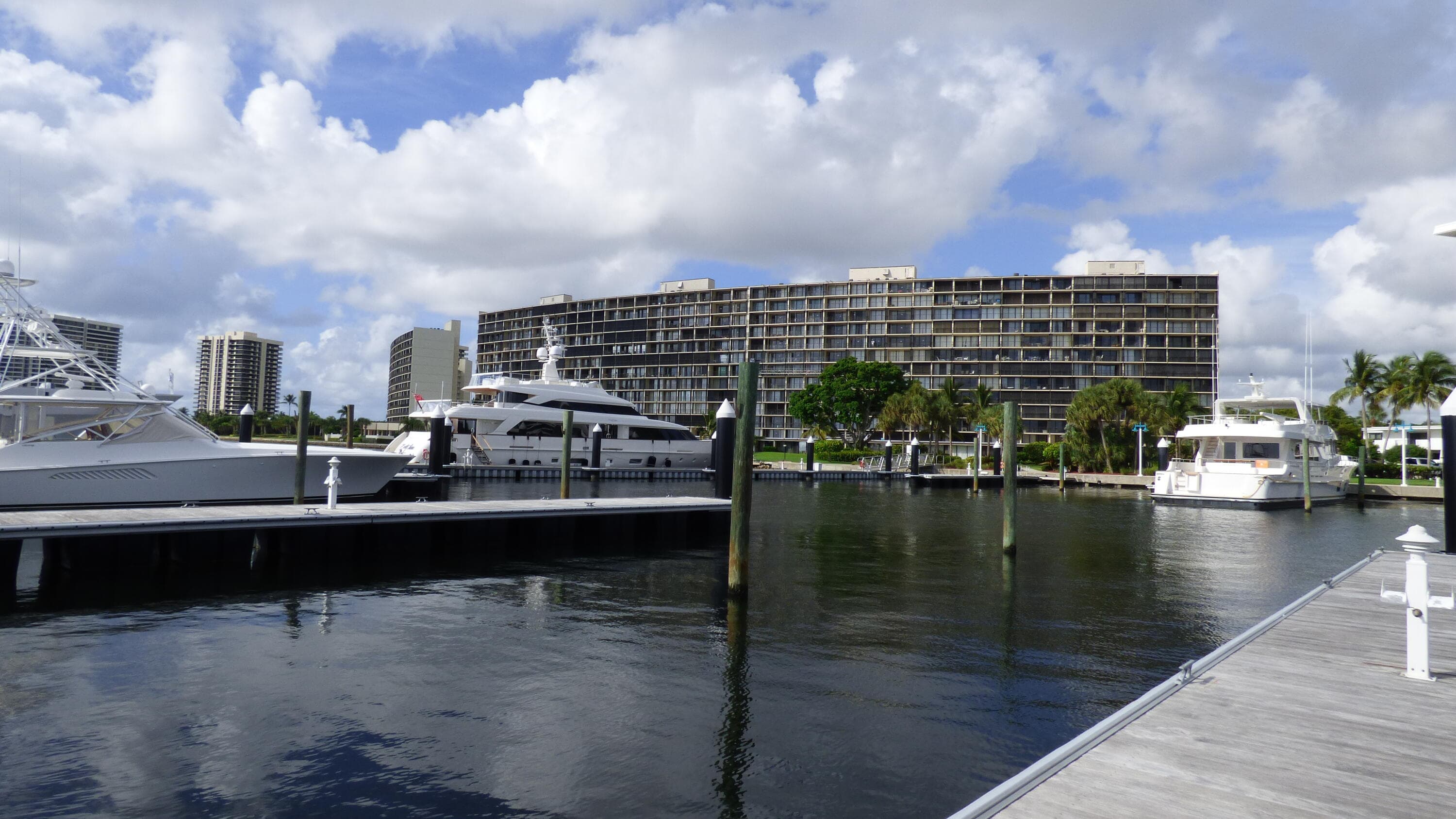130 Lakeshore Drive 222, North Palm Beach, FL 33408 — photo 26 of 32