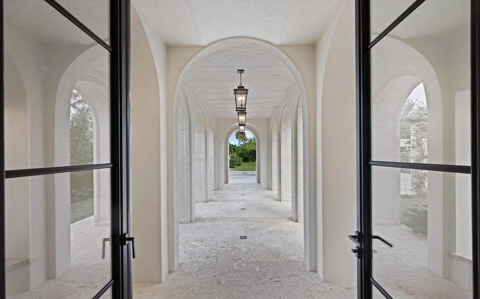 1260 N Lake Way, Palm Beach, FL 33480 — photo 11 of 80