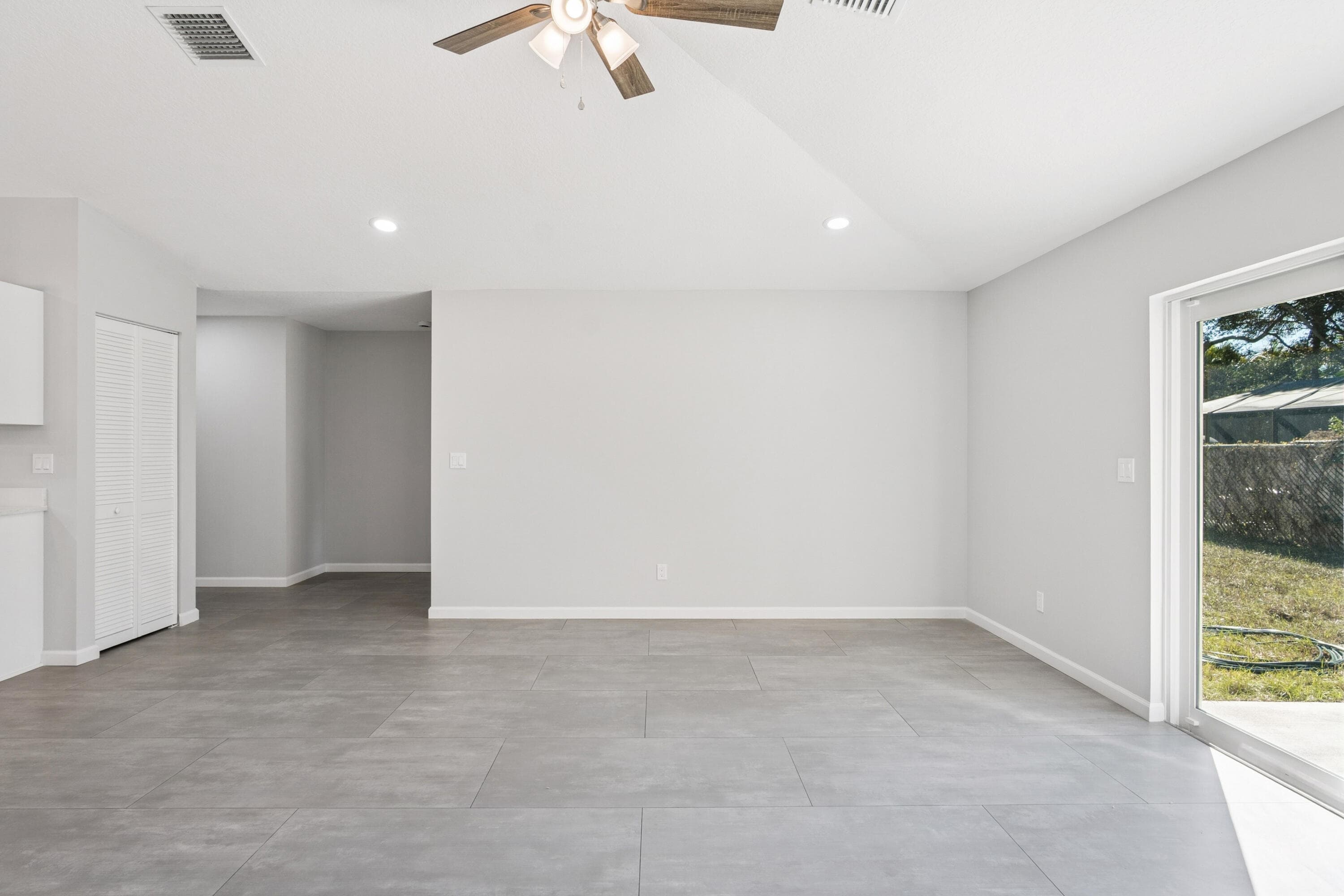 5232 SE 55th Terrace, Stuart, FL 34997 — photo 10 of 33