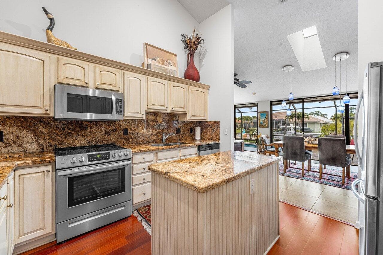 8794 SE Riverfront Terrace, Jupiter, FL 33469 — photo 18 of 68