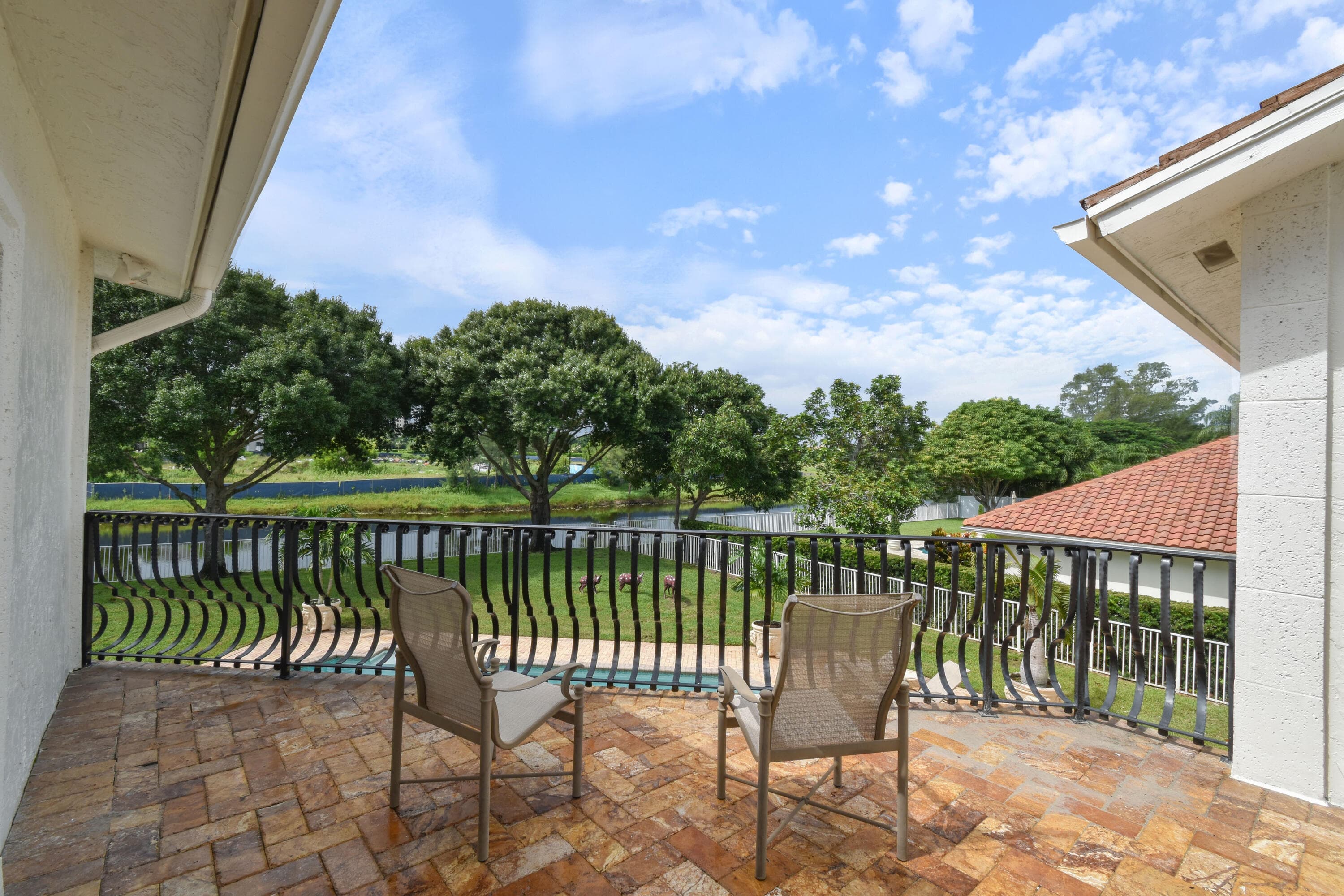 2801 Embassy Drive, West Palm Beach, FL 33401 — photo 19 of 65