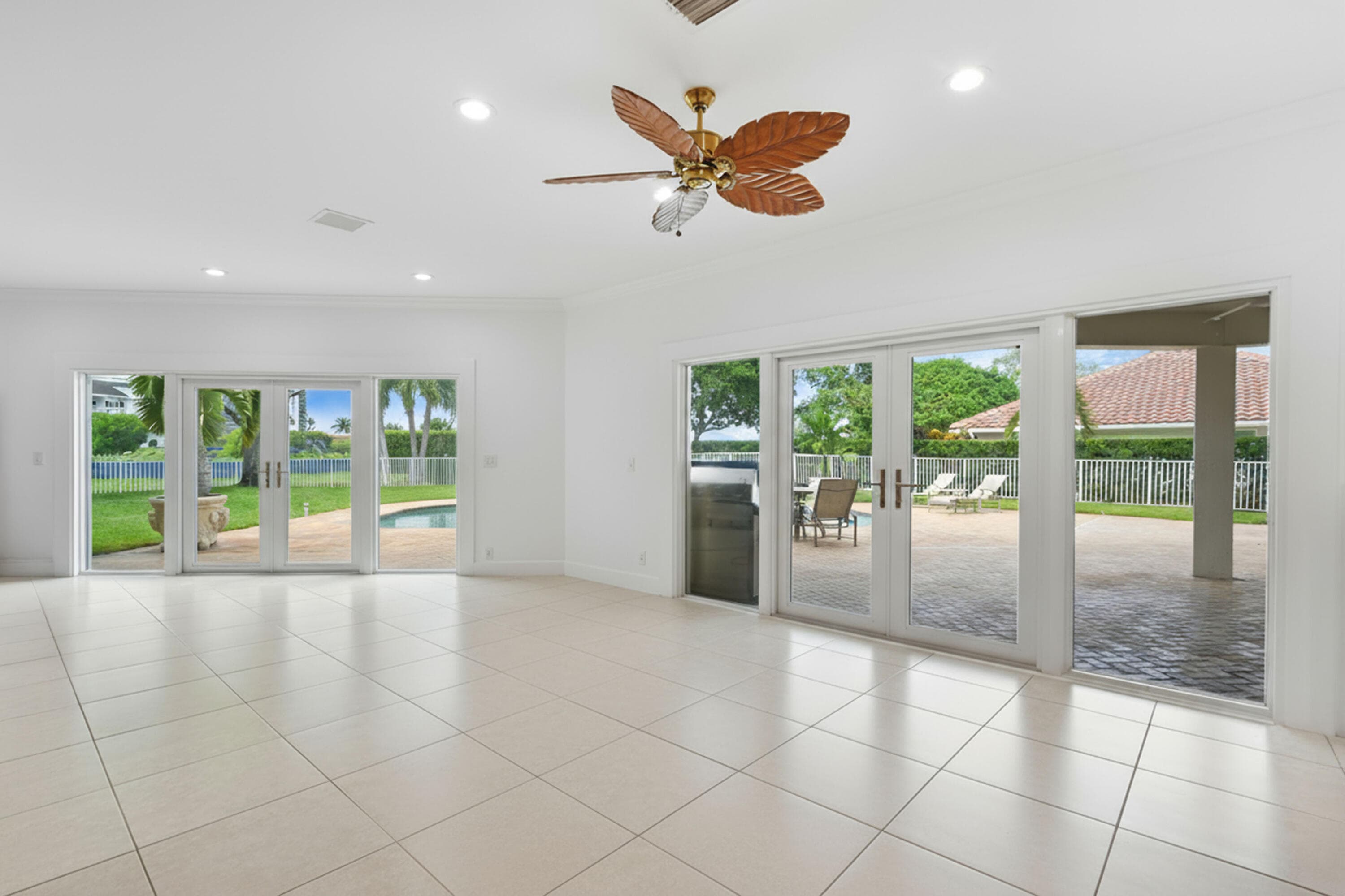 2801 Embassy Drive, West Palm Beach, FL 33401 — photo 11 of 65