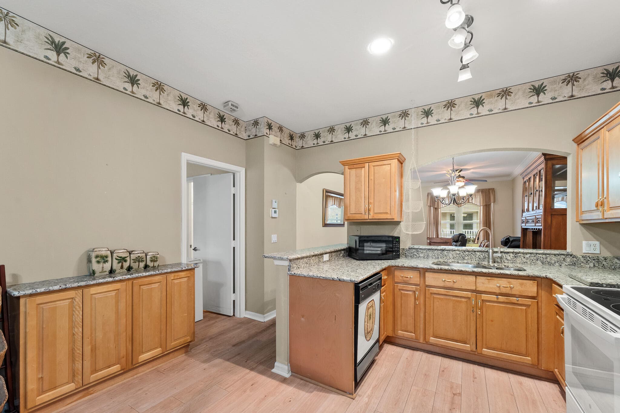 579 NW San Remo Circle, Port St. Lucie, FL 34986 — photo 13 of 36