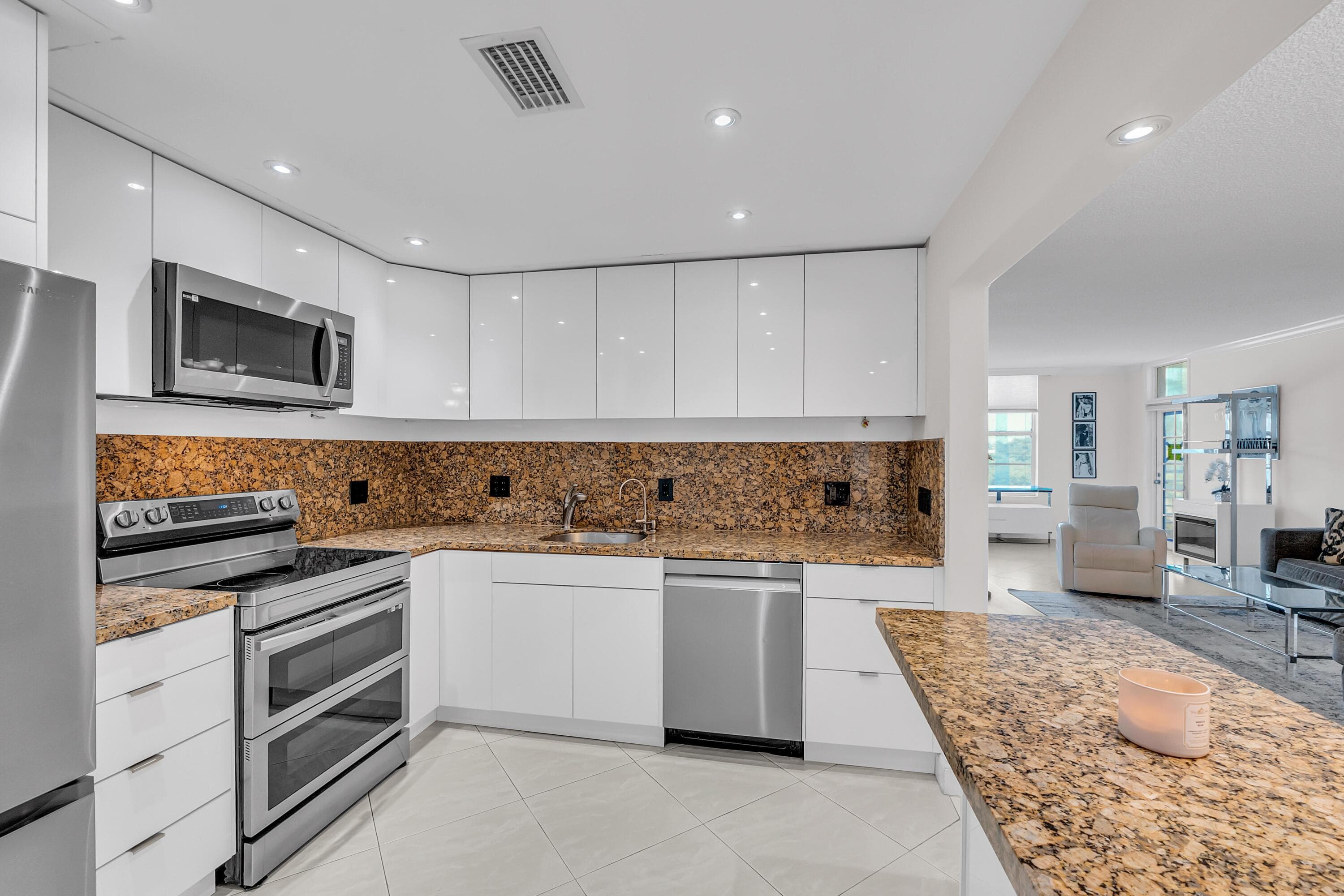 2851 S Ocean Boulevard 3 P, Boca Raton, FL 33432 — photo 6 of 37