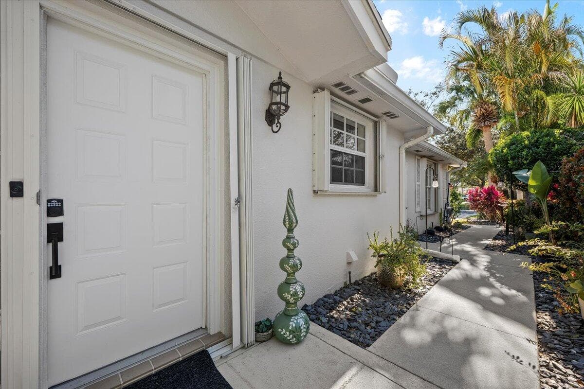 205 Brier Circle, Jupiter, FL 33458 — photo 4 of 41