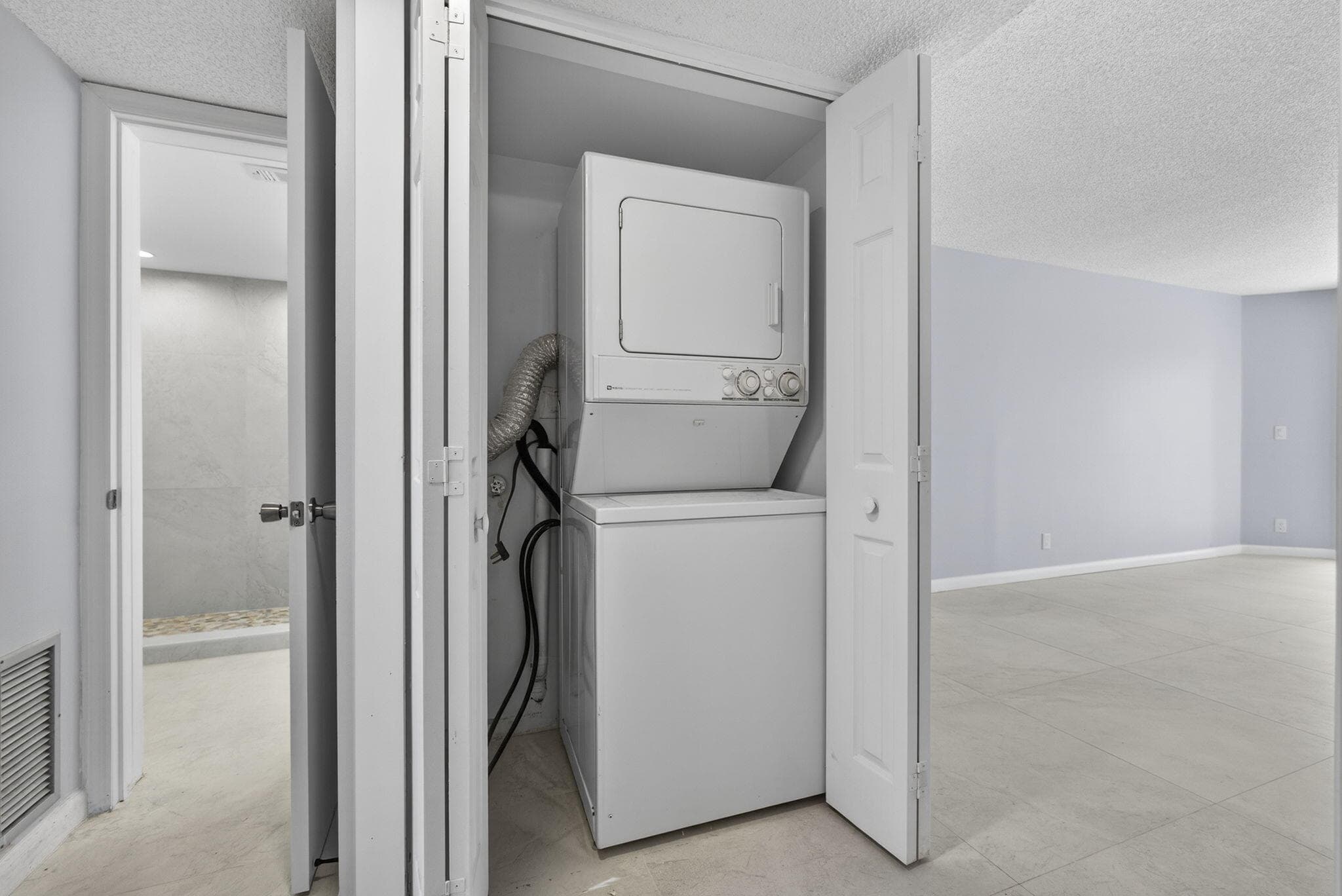 3590 Via Poinciana 202, Lake Worth, FL 33467 — photo 17 of 65