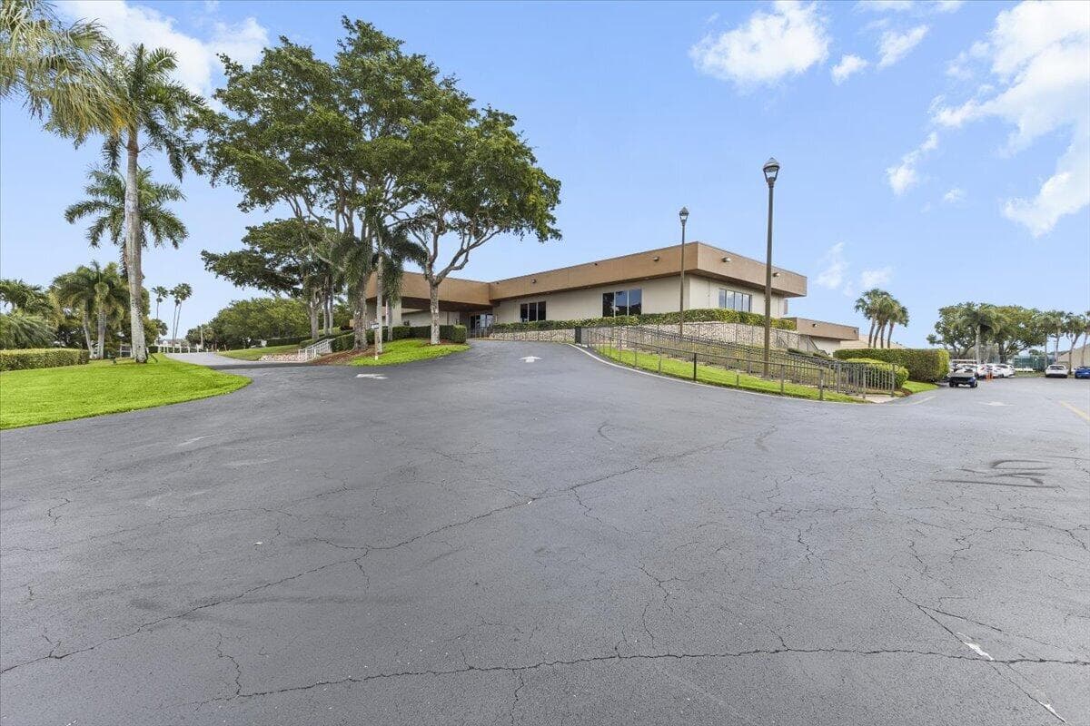 15492 Lakes Of Delray Boulevard 203, Delray Beach, FL 33484 — photo 27 of 31
