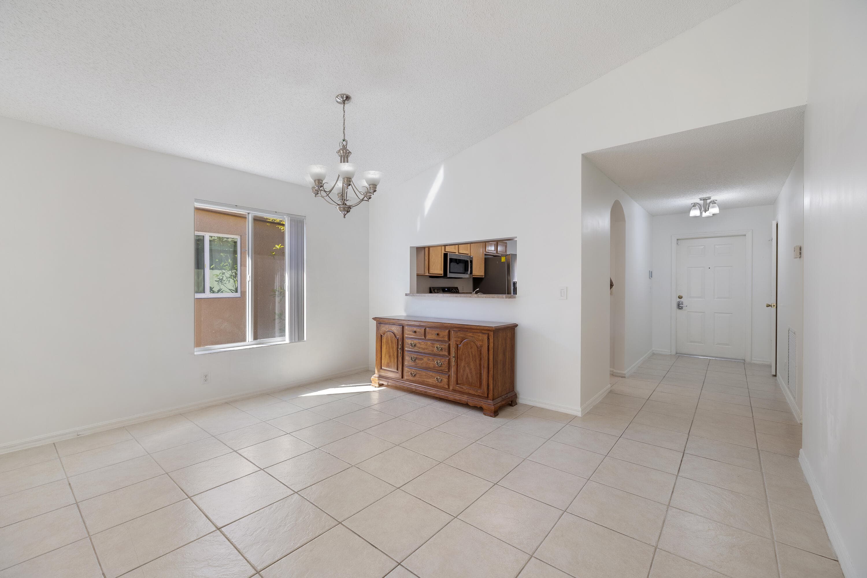 3800 Woodfield Drive, Coconut Creek, FL 33073 — photo 7 of 52