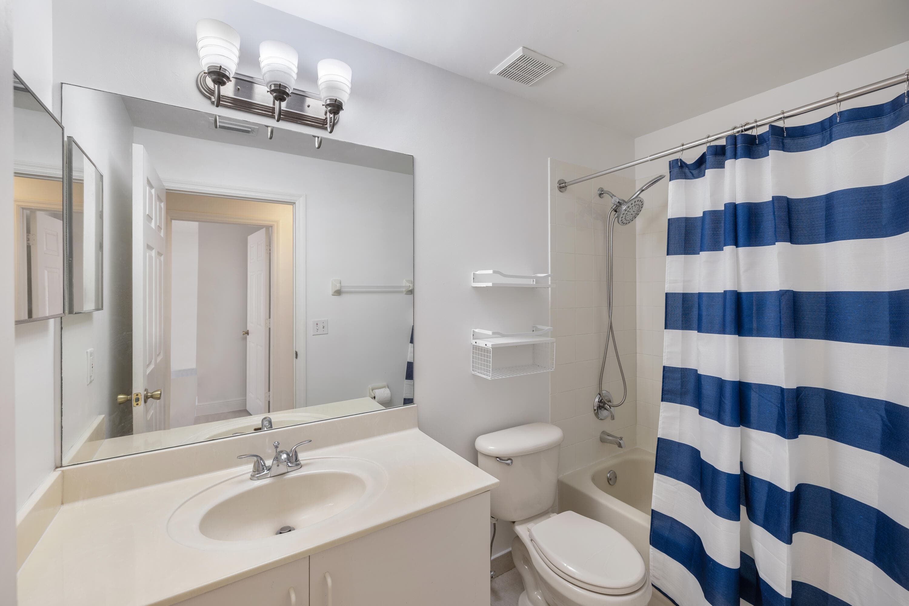 3800 Woodfield Drive, Coconut Creek, FL 33073 — photo 33 of 52