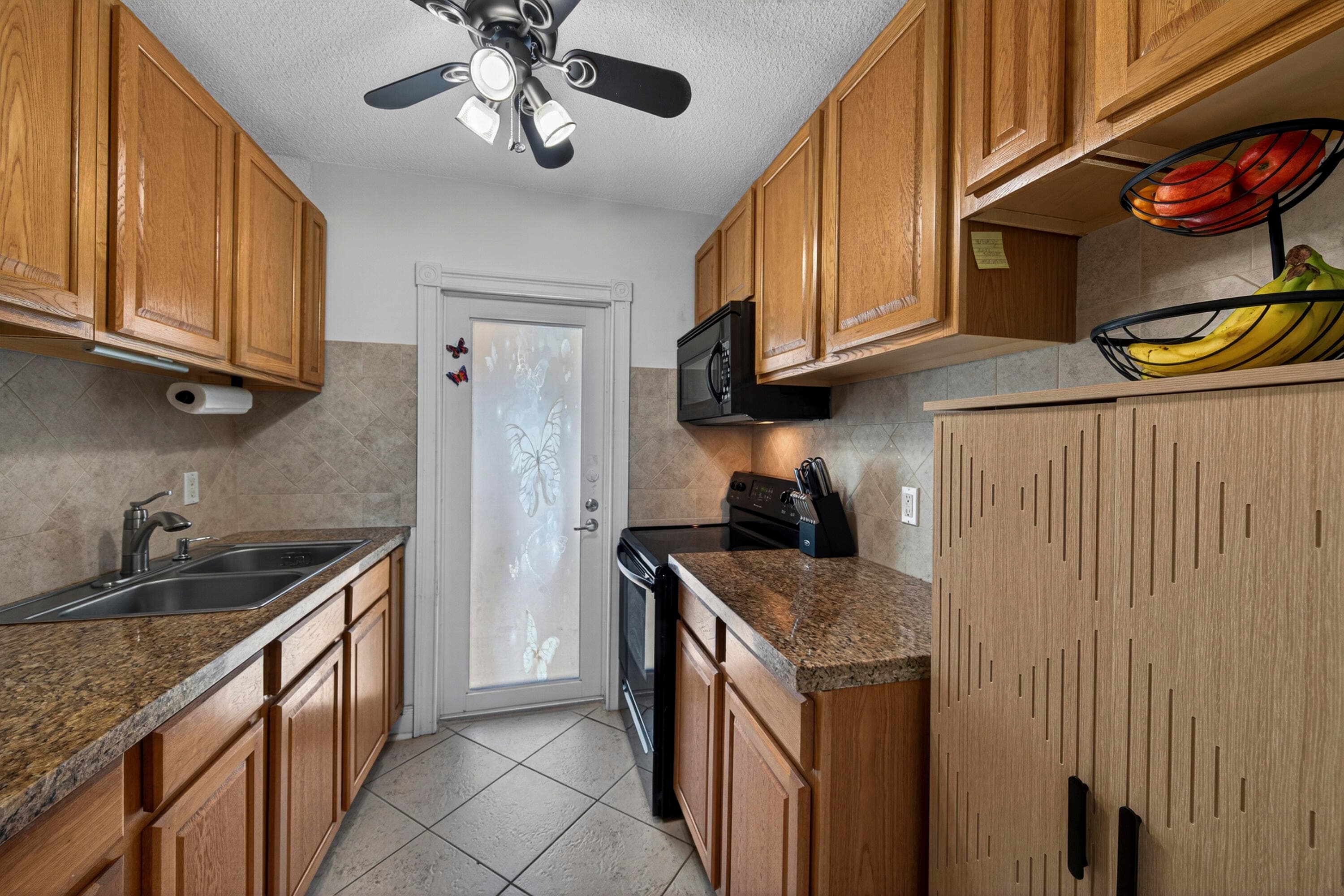 2475 W Golf Boulevard 247, Pompano Beach, FL 33064 — photo 2 of 92