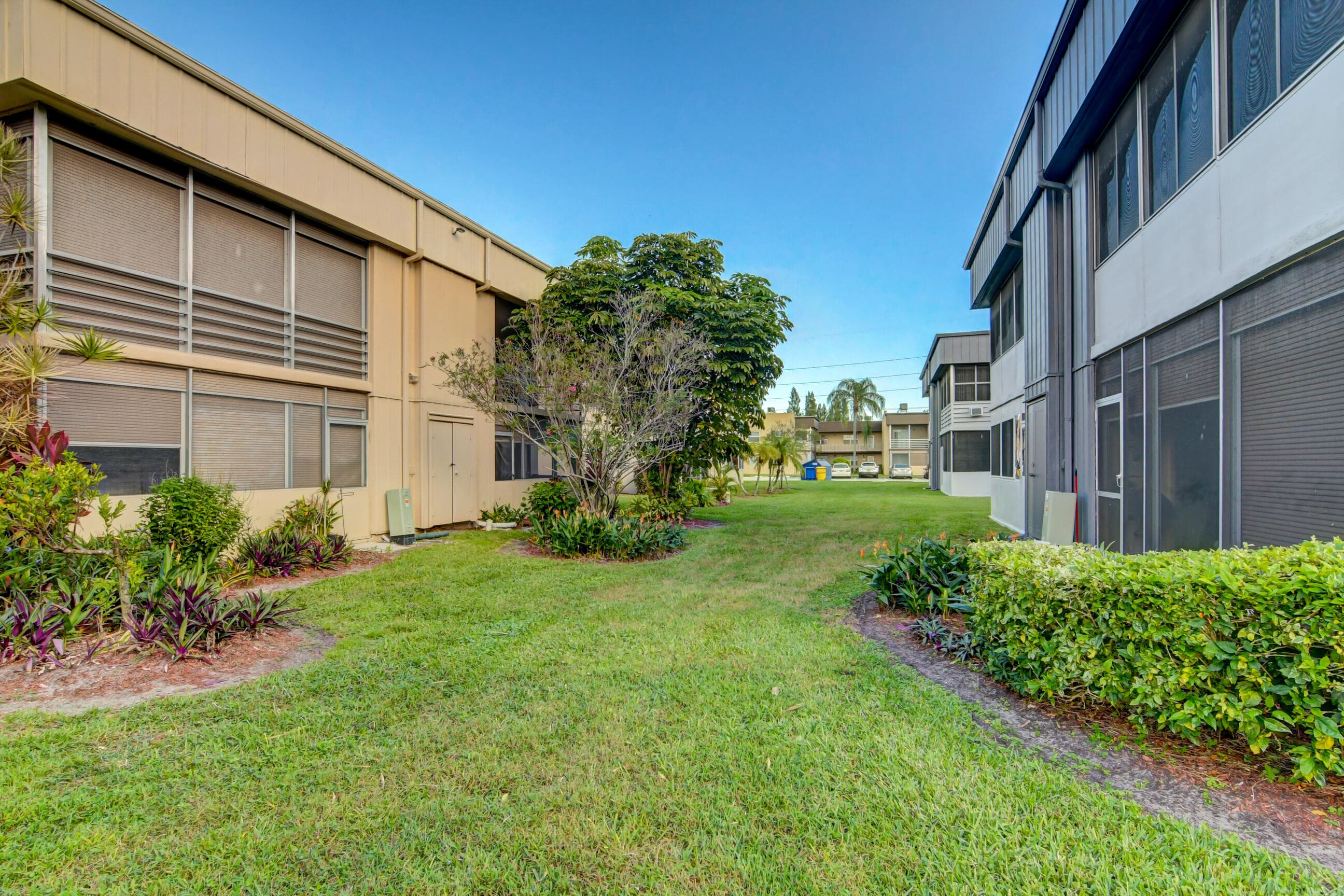 42 Burgundy A, Delray Beach, FL 33484 — photo 15 of 16